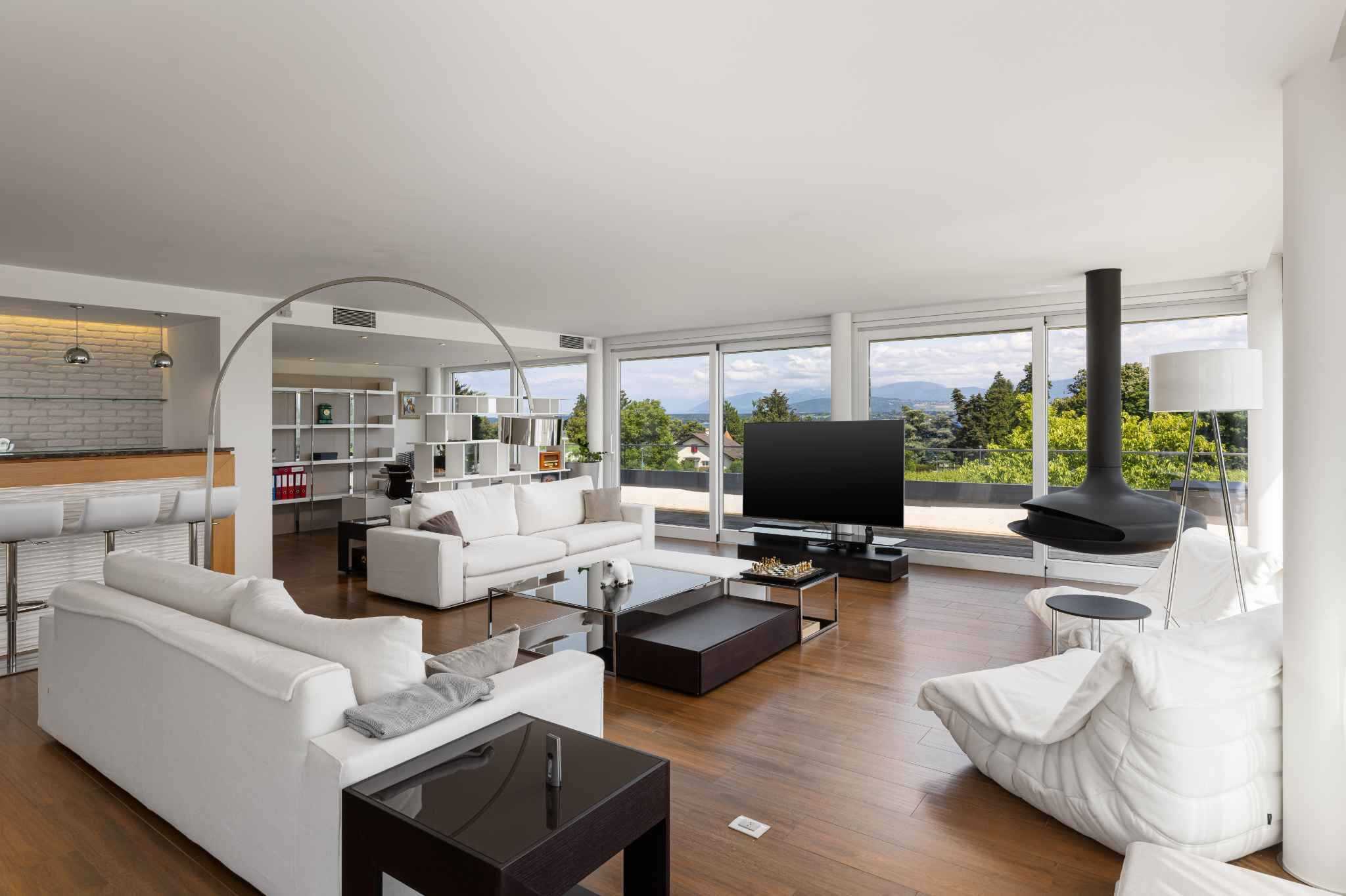 Coppet  - House 4 Bedrooms