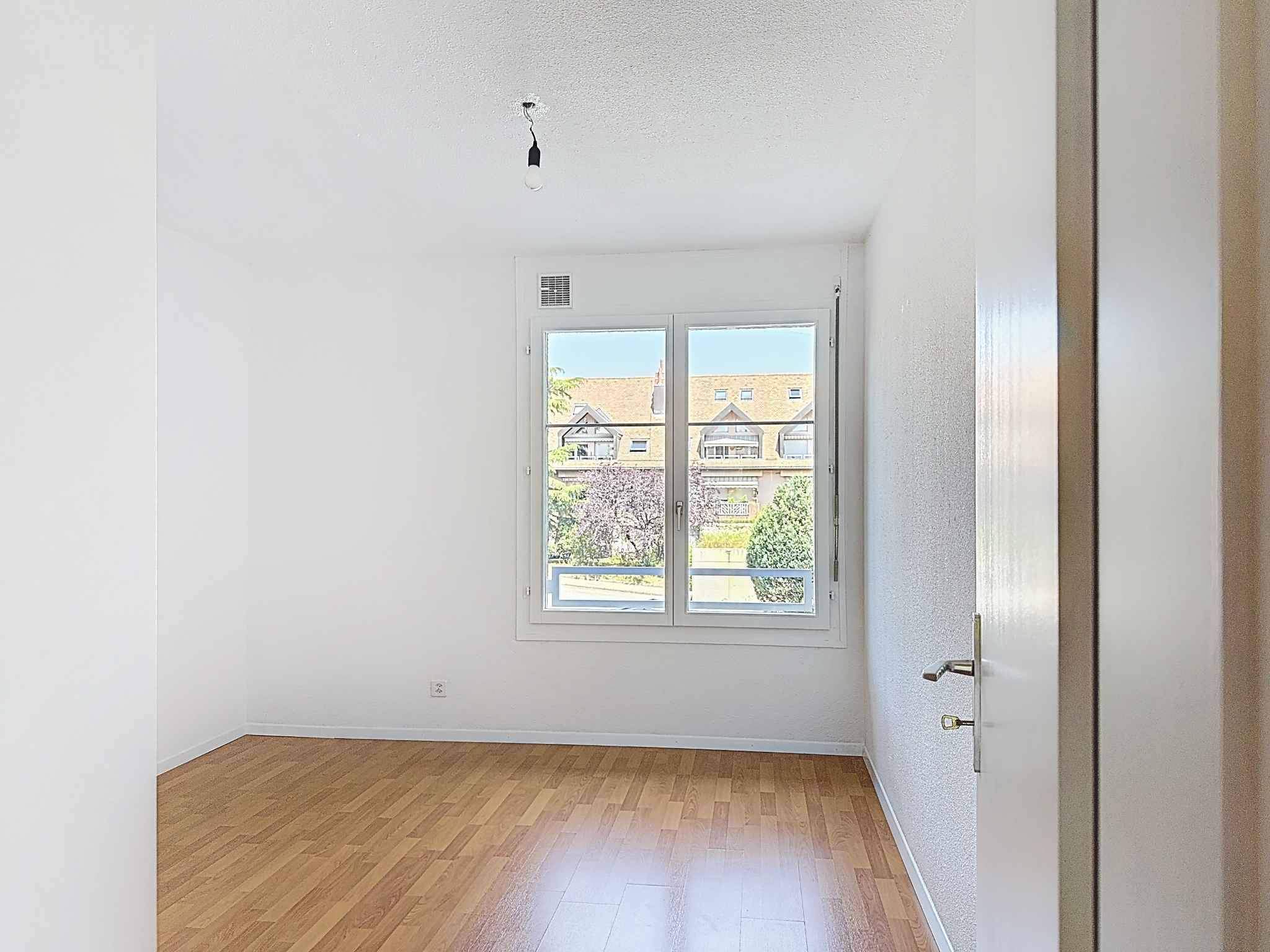 Gland  - Appartement 3.5 Pièces 2 Chambres - picture 6