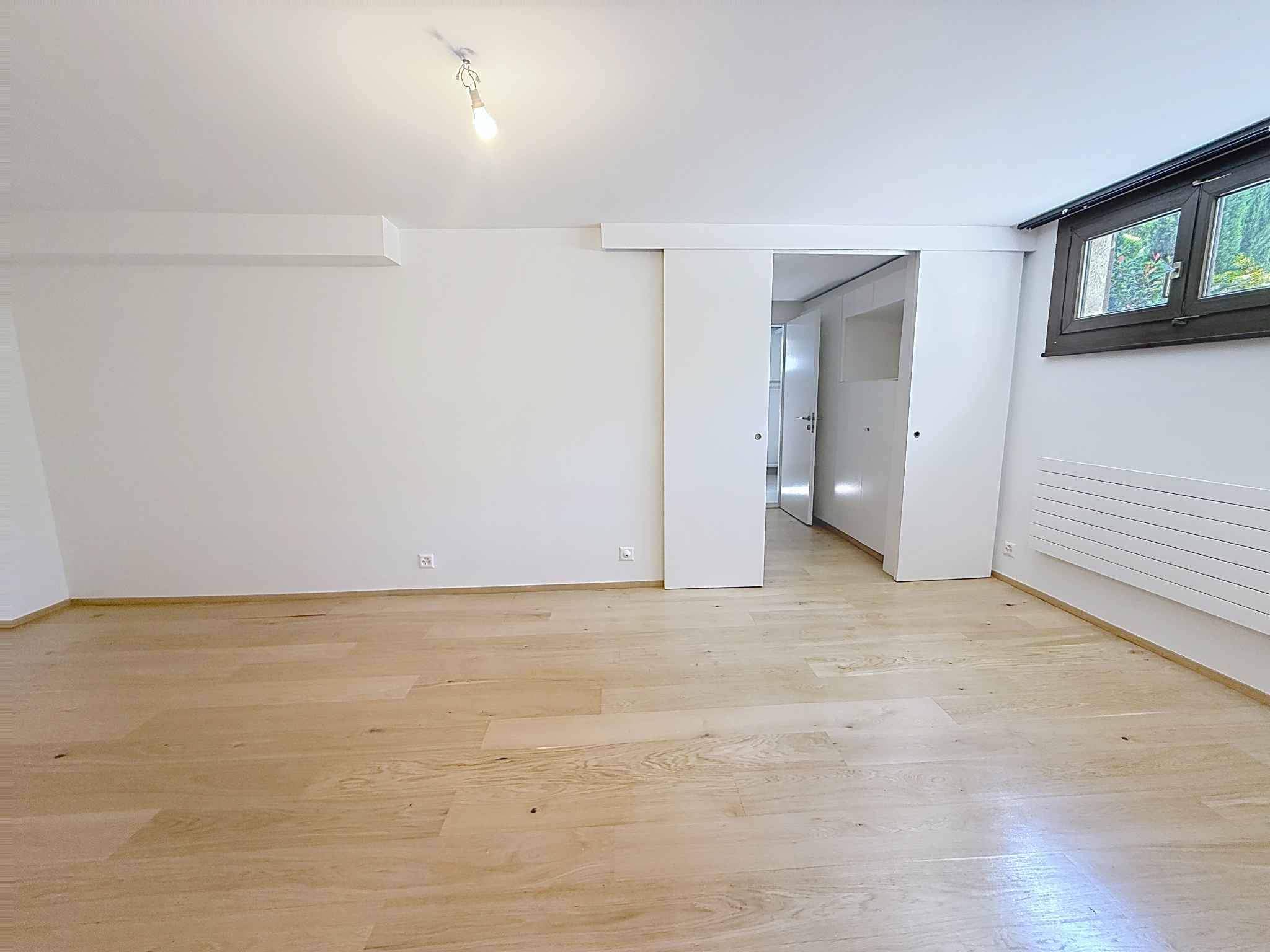 Chavannes-des-Bois  - House 4 Bedrooms - picture 12