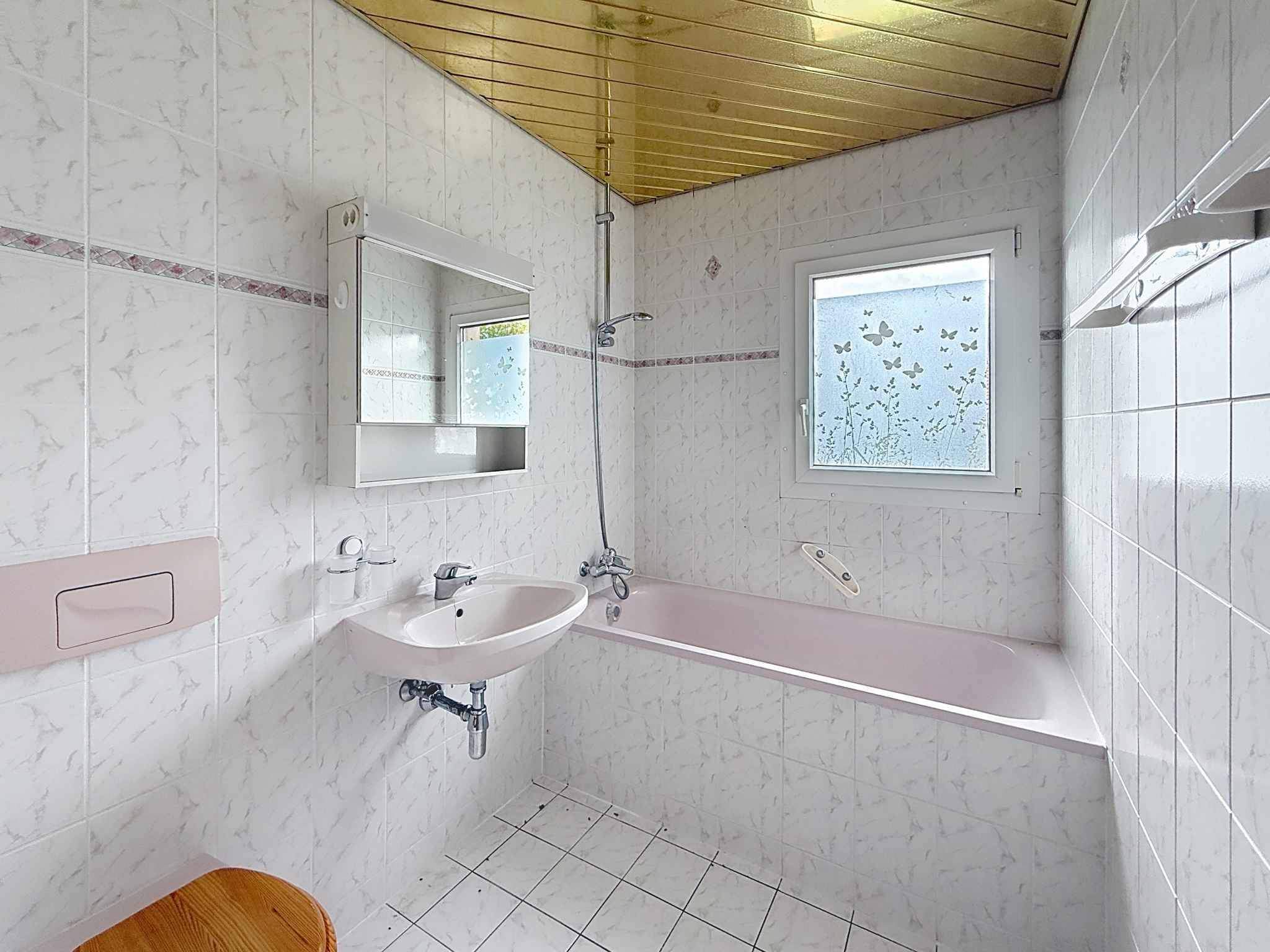 Le Vaud  - House 4 Bedrooms - picture 11