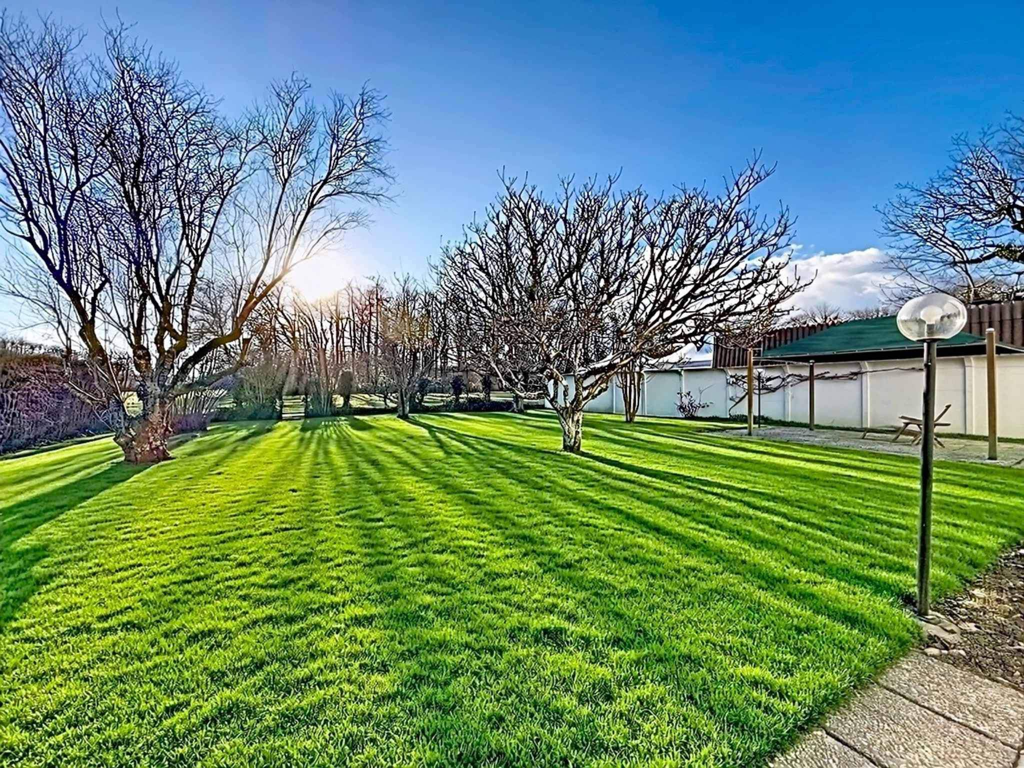 Céligny  - Maison de village 8.5 Pi&egrave;ces 4 Chambres - picture 11