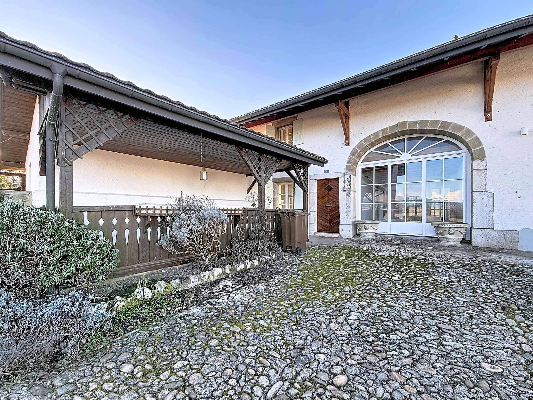 Céligny  - Maison de village 8.5 Pi&egrave;ces 4 Chambres - picture 10