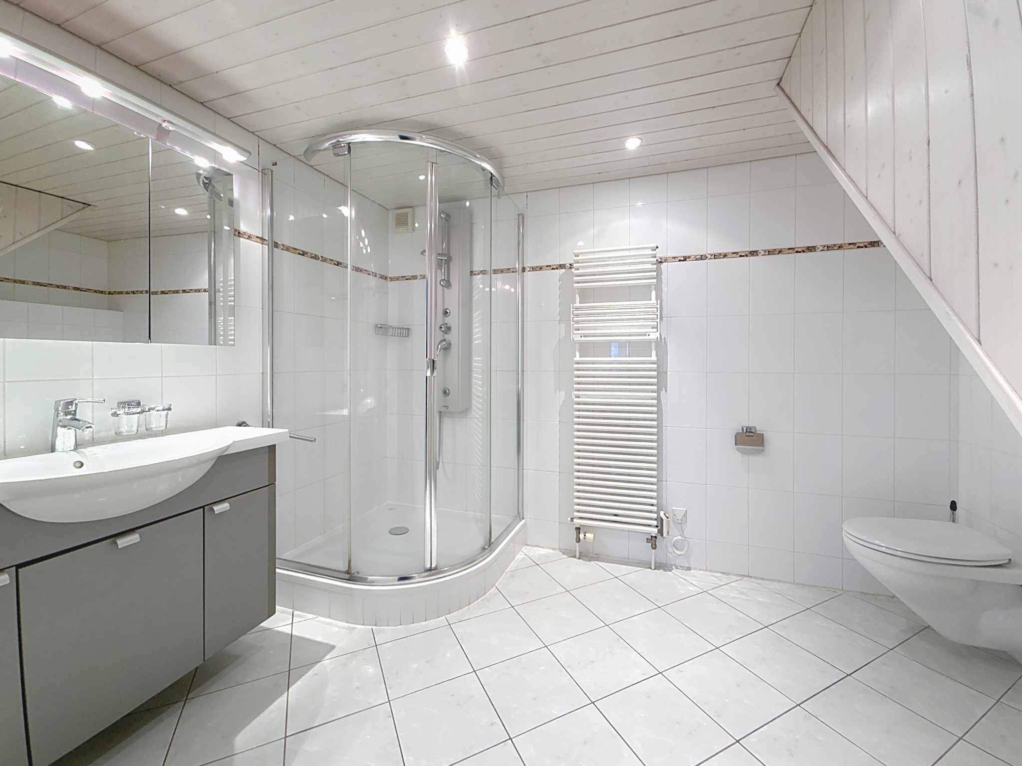 Céligny  - Maison de village 8.5 Pi&egrave;ces 4 Chambres - picture 7