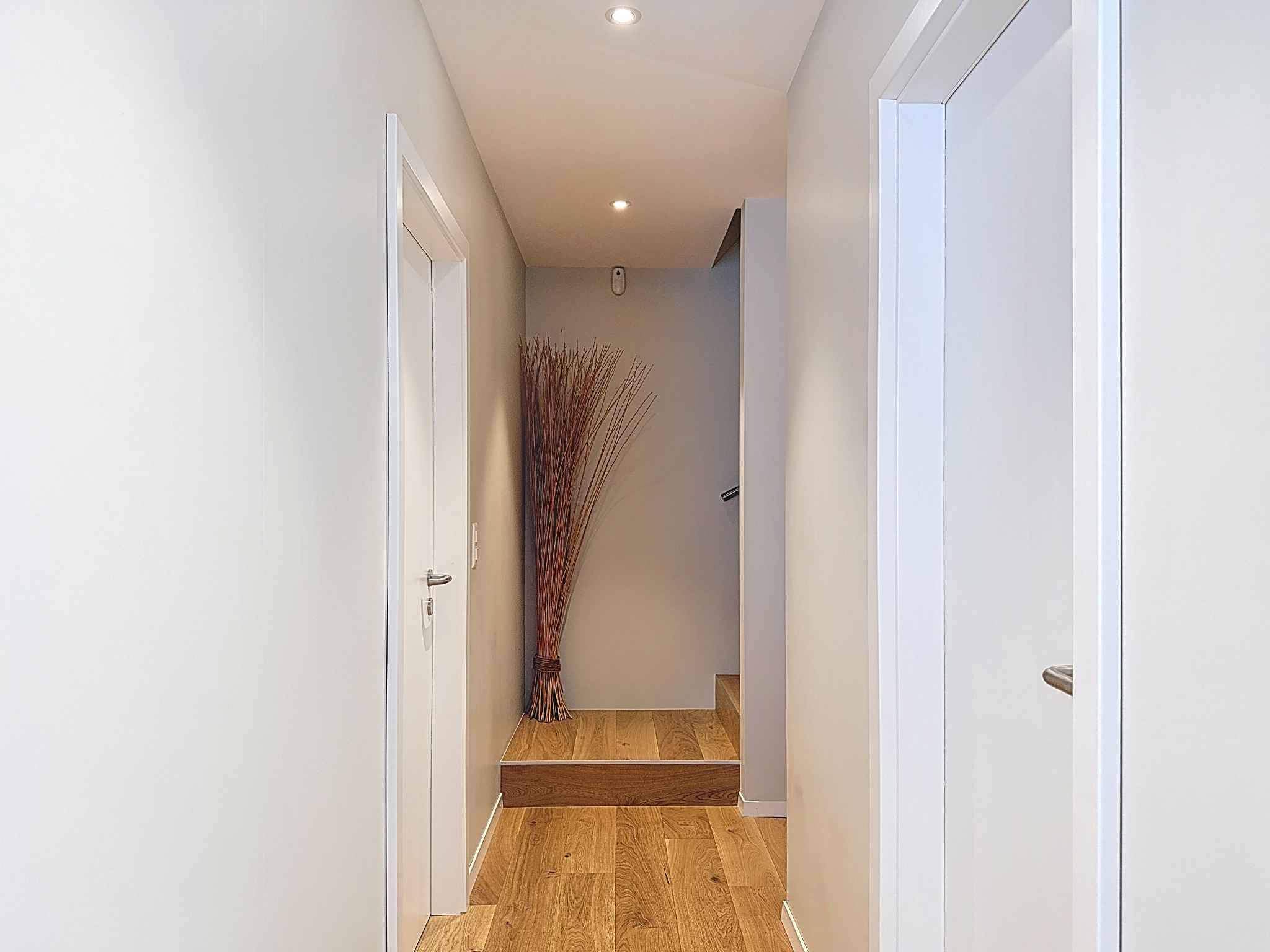 Nyon  - Maison 5.5 Pi&egrave;ces 4 Chambres - picture 5