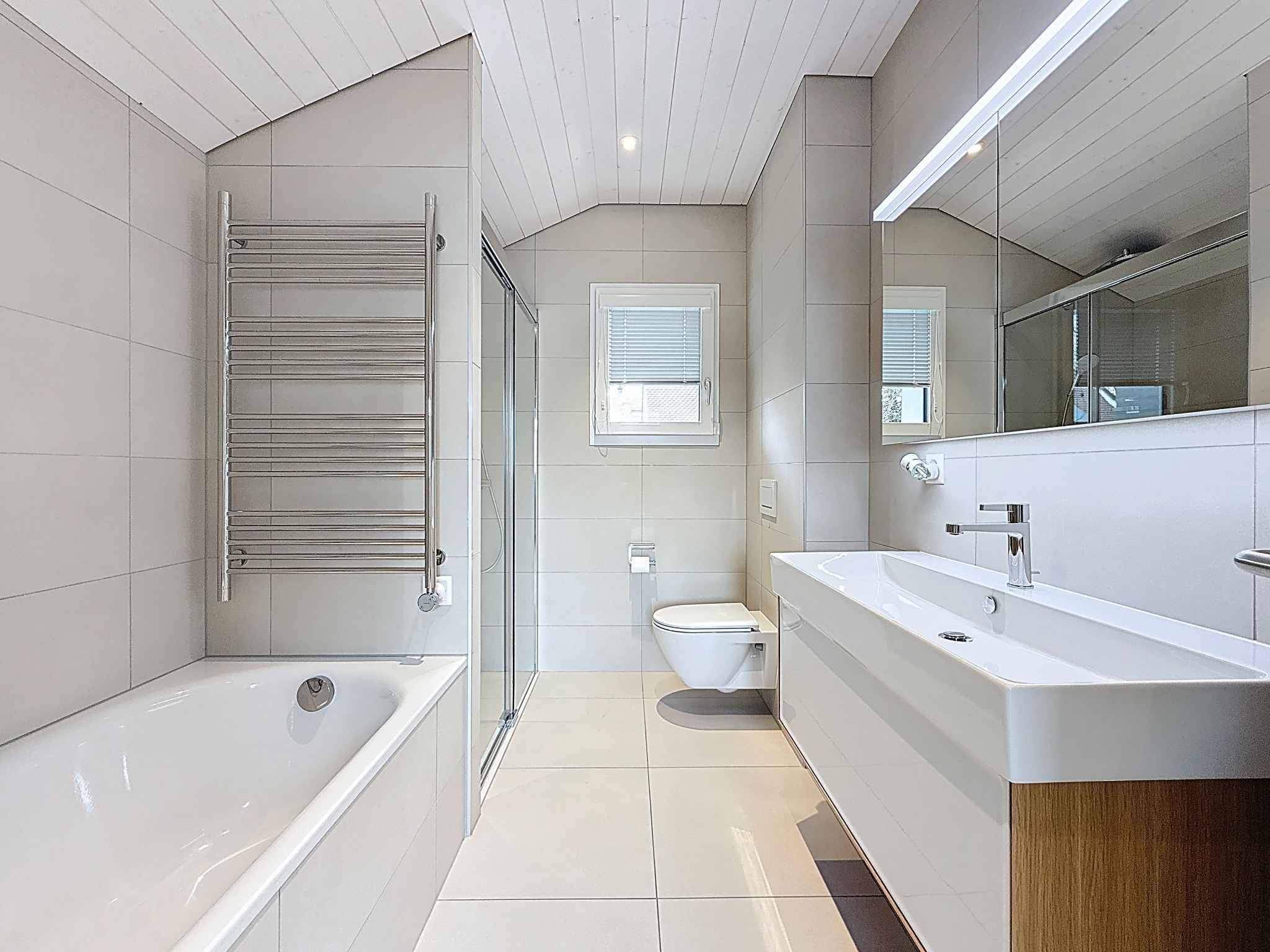 Nyon  - Maison 5.5 Pi&egrave;ces 4 Chambres - picture 9