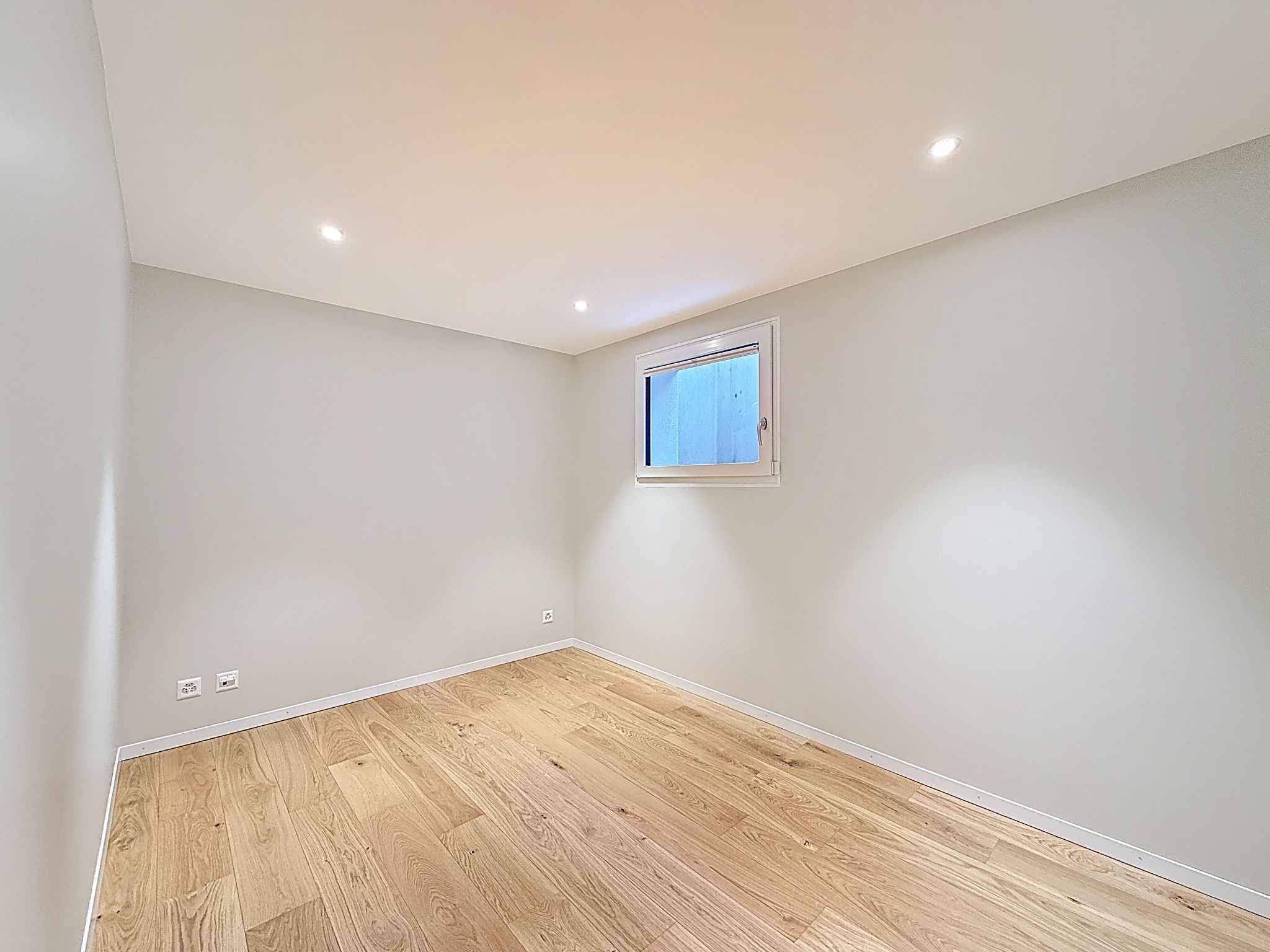 Nyon  - Maison 5.5 Pi&egrave;ces 4 Chambres - picture 13