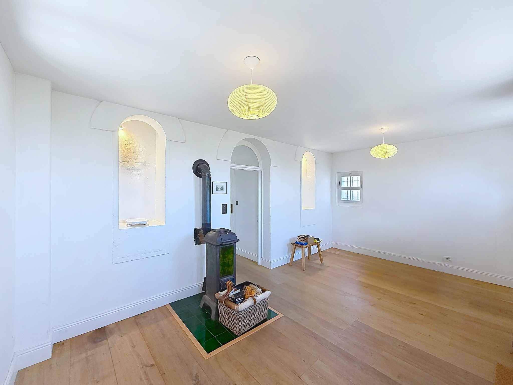 Chavannes-de-Bogis  - Maison 4.5 Pi&egrave;ces 3 Chambres - picture 2