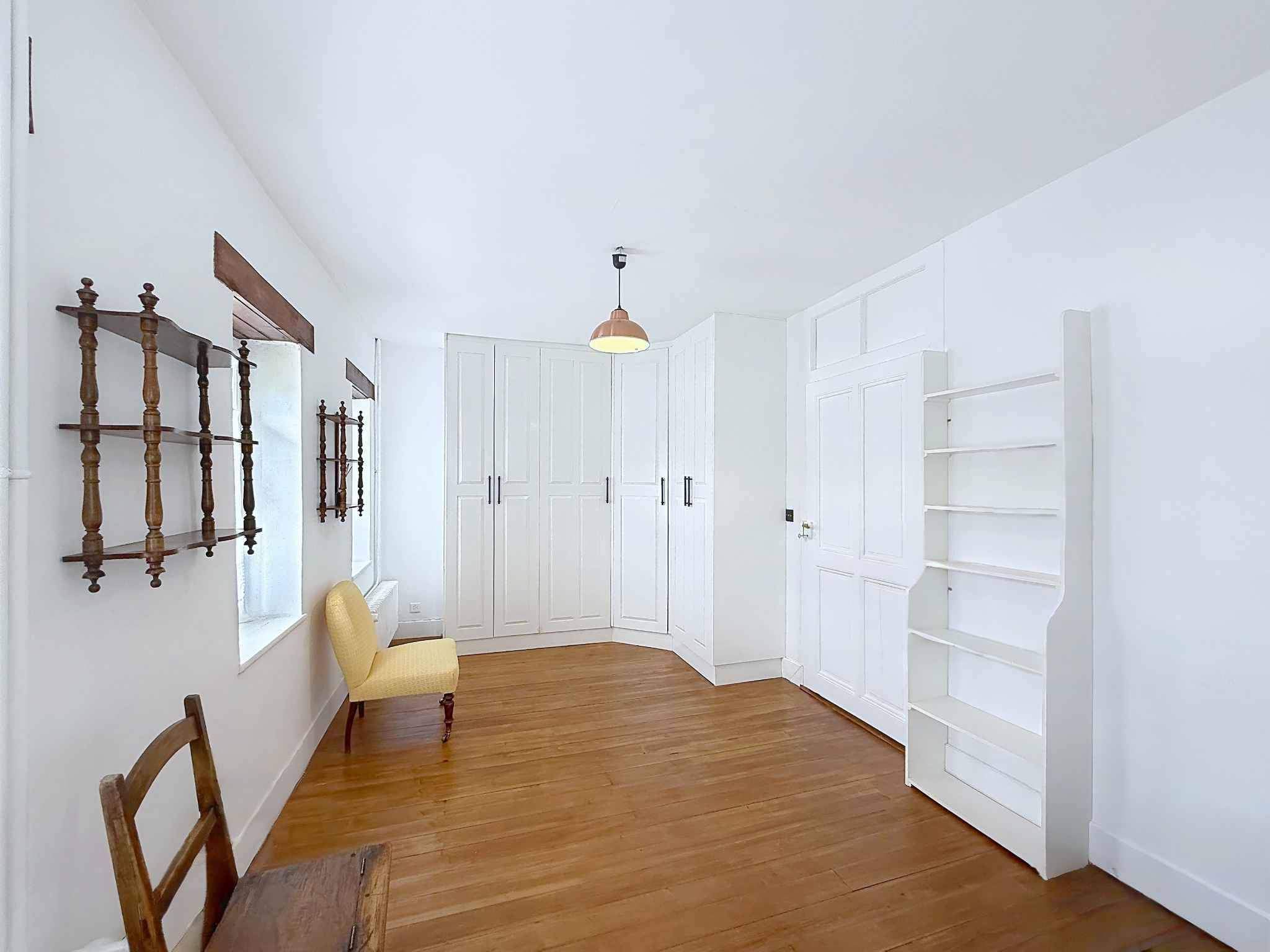 Chavannes-de-Bogis  - Maison 4.5 Pi&egrave;ces 3 Chambres - picture 6