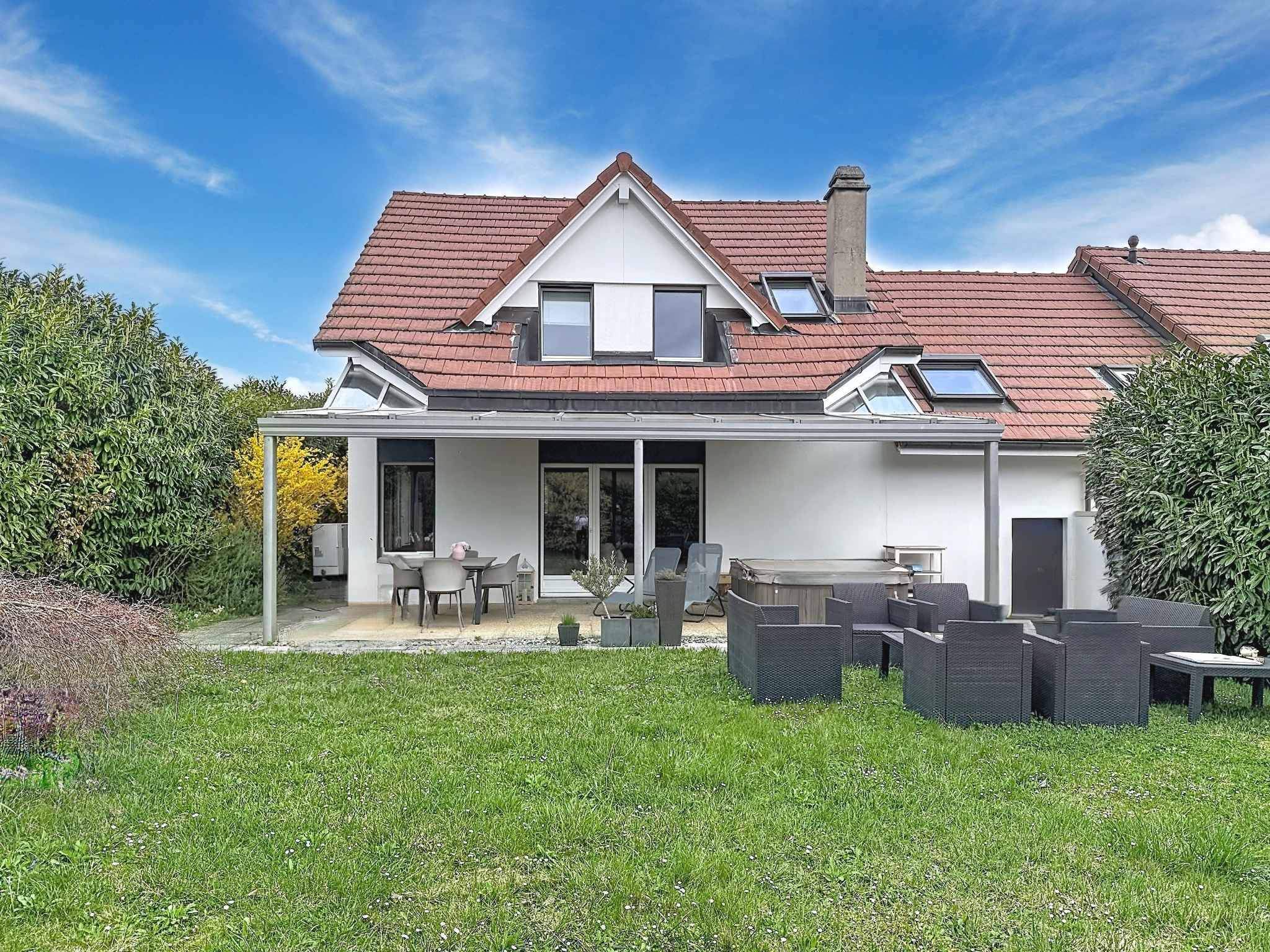 Trélex  - Maison 6.5 Pi&egrave;ces 4 Chambres - picture 1