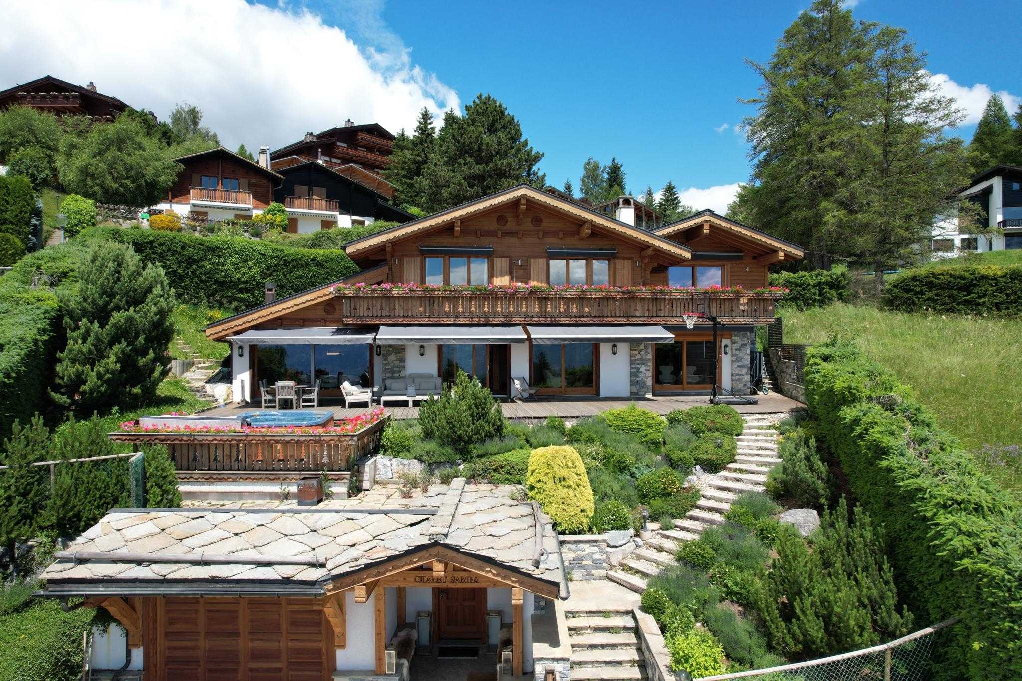 Chalet Crans-Montana  -  ref BA-122574 (picture 1)