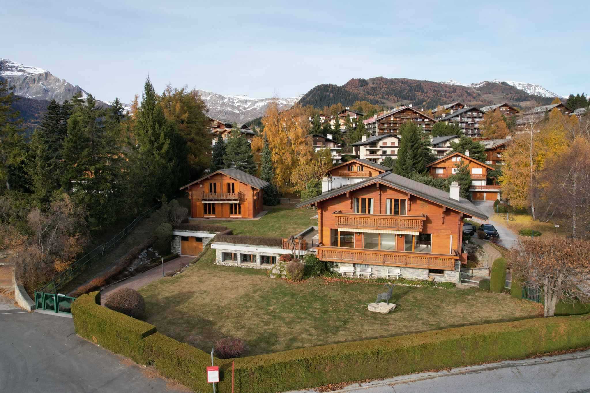 Crans-Montana  - Chalet 15.0 Pi&egrave;ces 8 Chambres