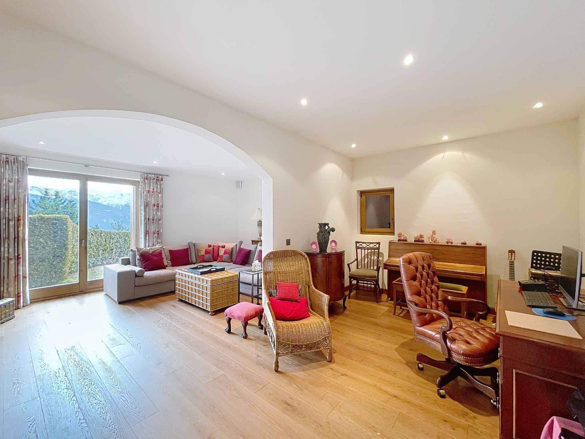 Crans-Montana  - Chalet 7.5 Pi&egrave;ces 5 Chambres - picture 13