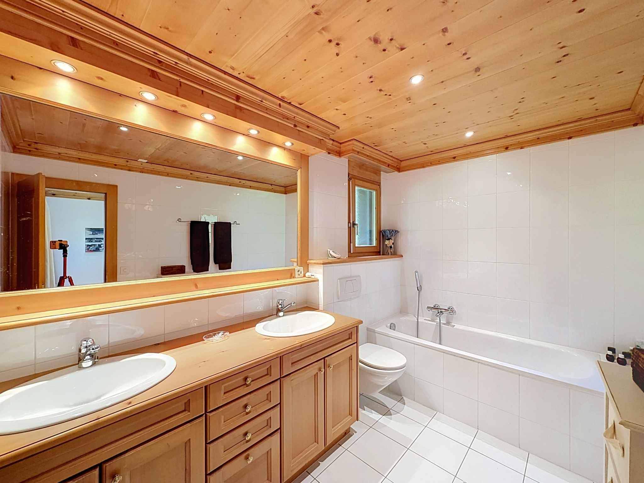 Crans-Montana  - Appartement 3.5 Pi&egrave;ces 2 Chambres - picture 12