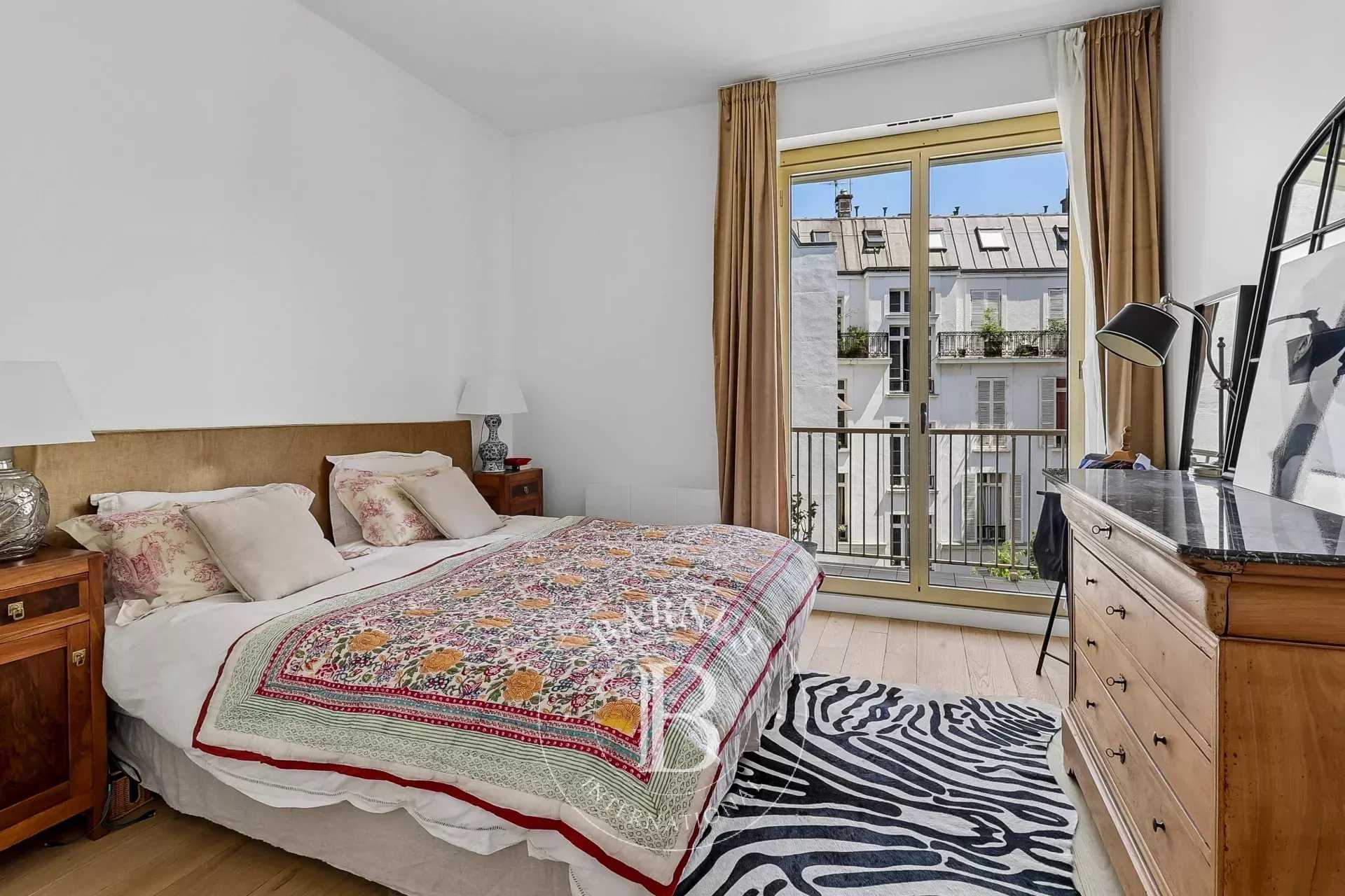 Paris  - Apartment 2 Bedrooms