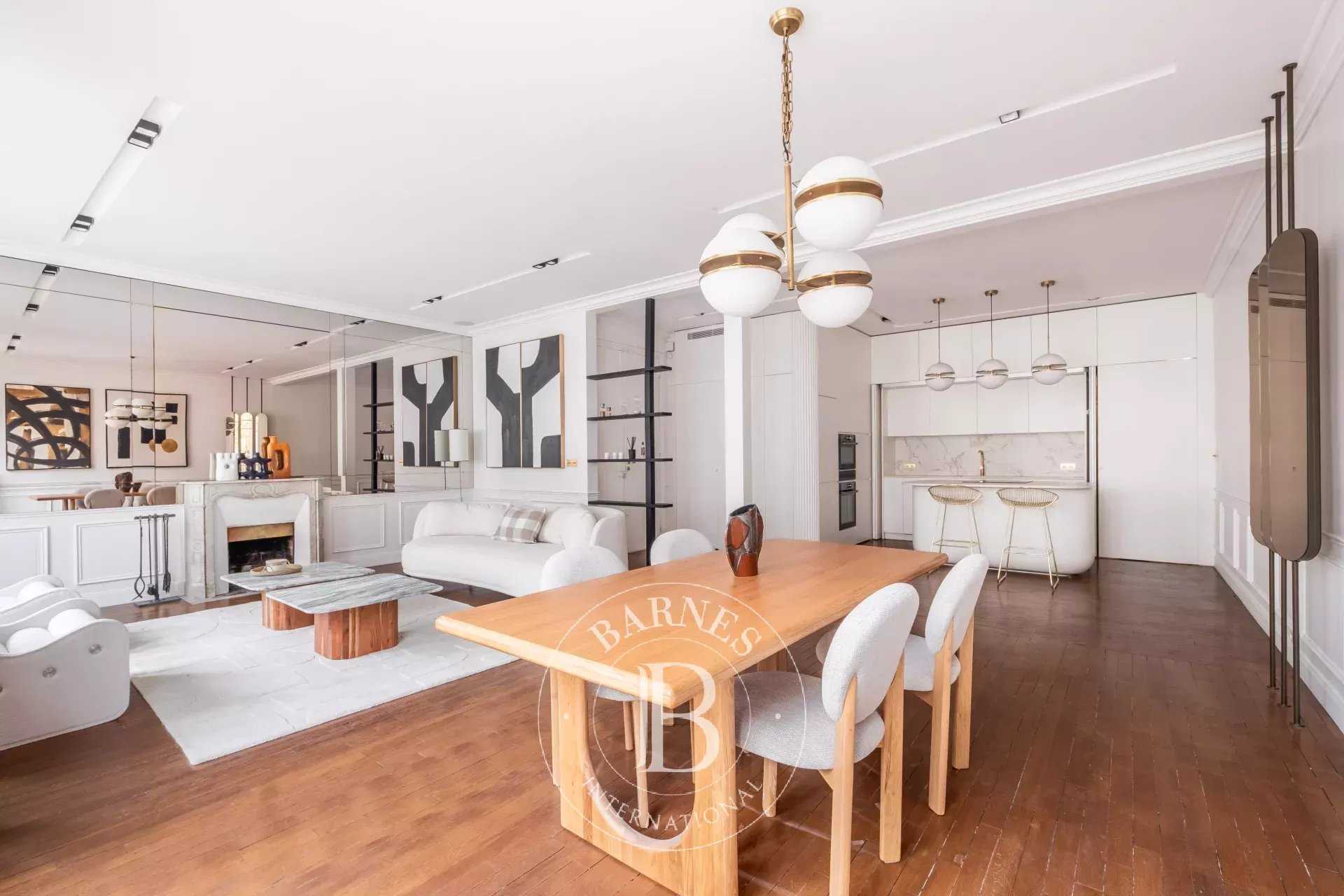 Paris  - Apartment 3 Bedrooms