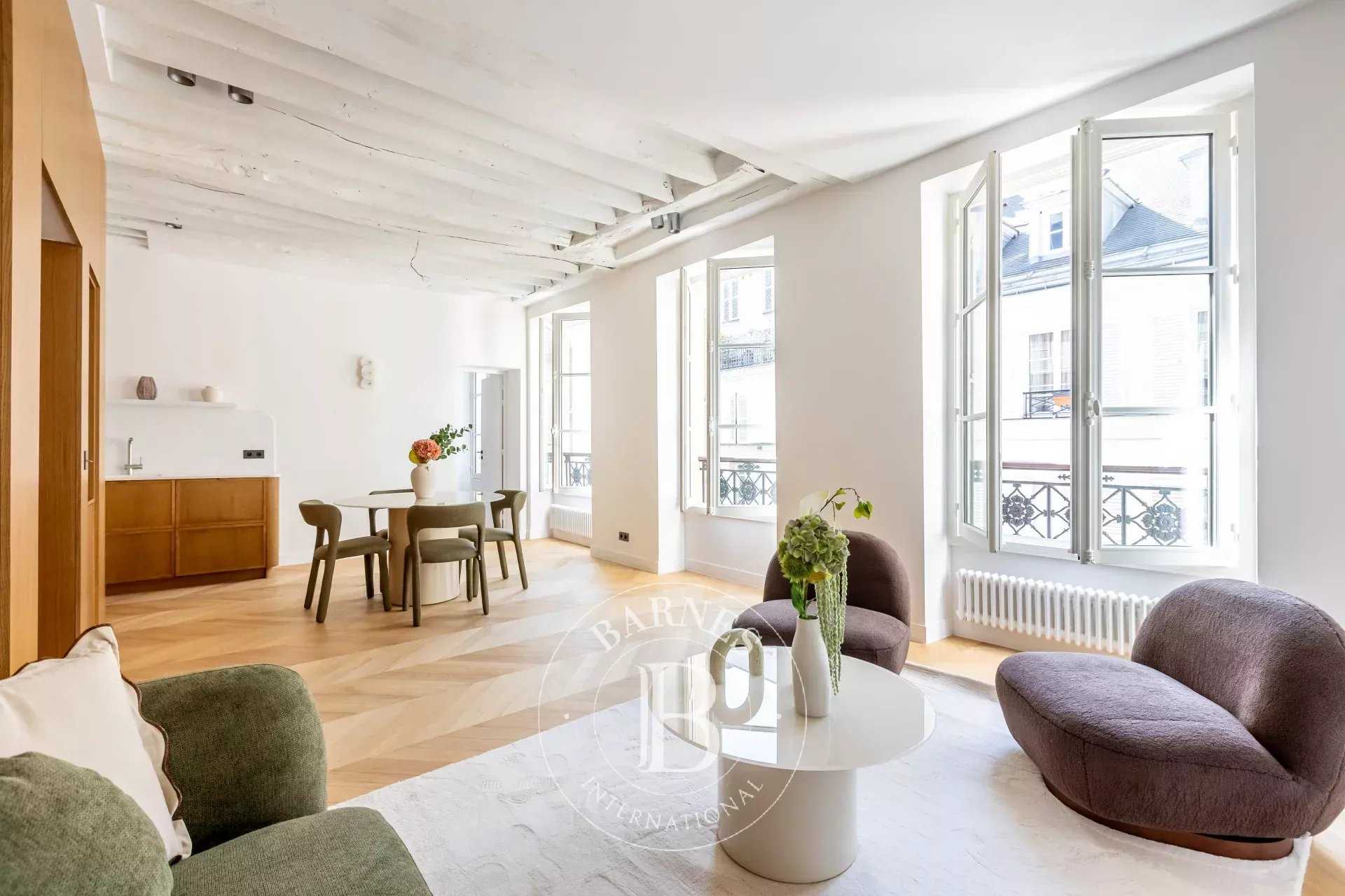 Paris  - Appartement 3 Pi&egrave;ces 2 Chambres