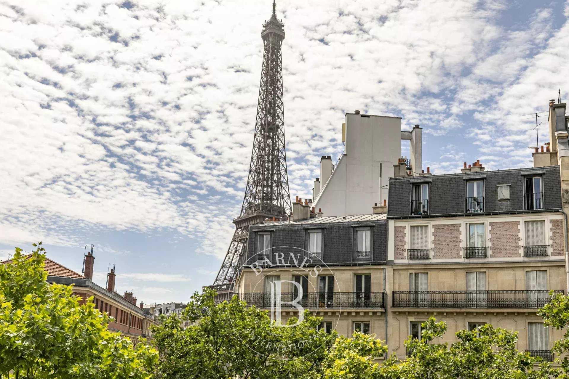 Paris  - Apartment 5 Bedrooms