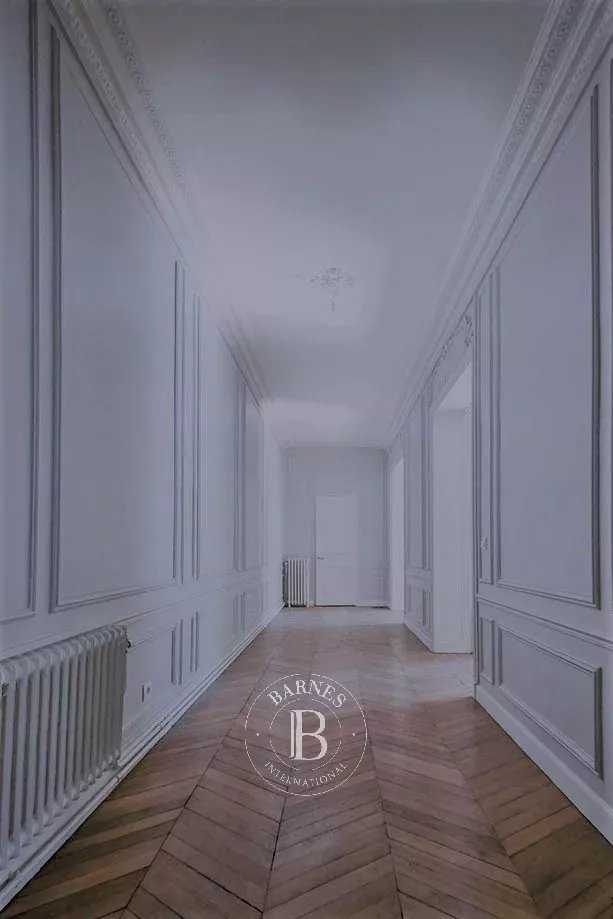 Paris  - Apartment 4 Bedrooms