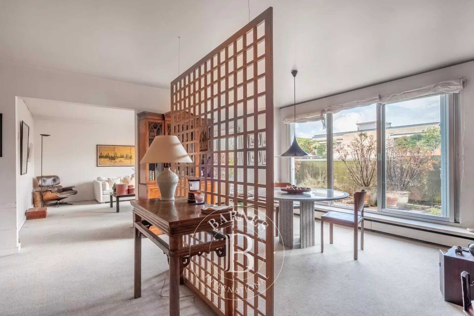 Paris  - Apartment 2 Bedrooms