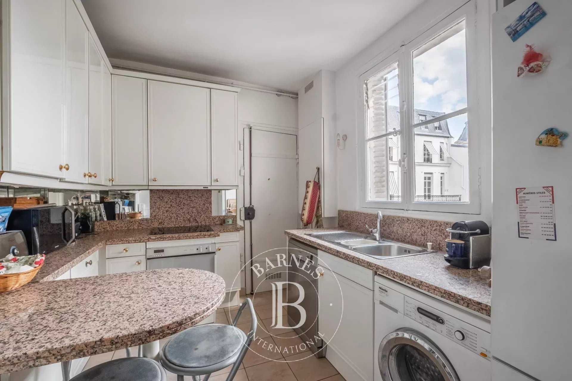 Paris  - Apartment 2 Bedrooms