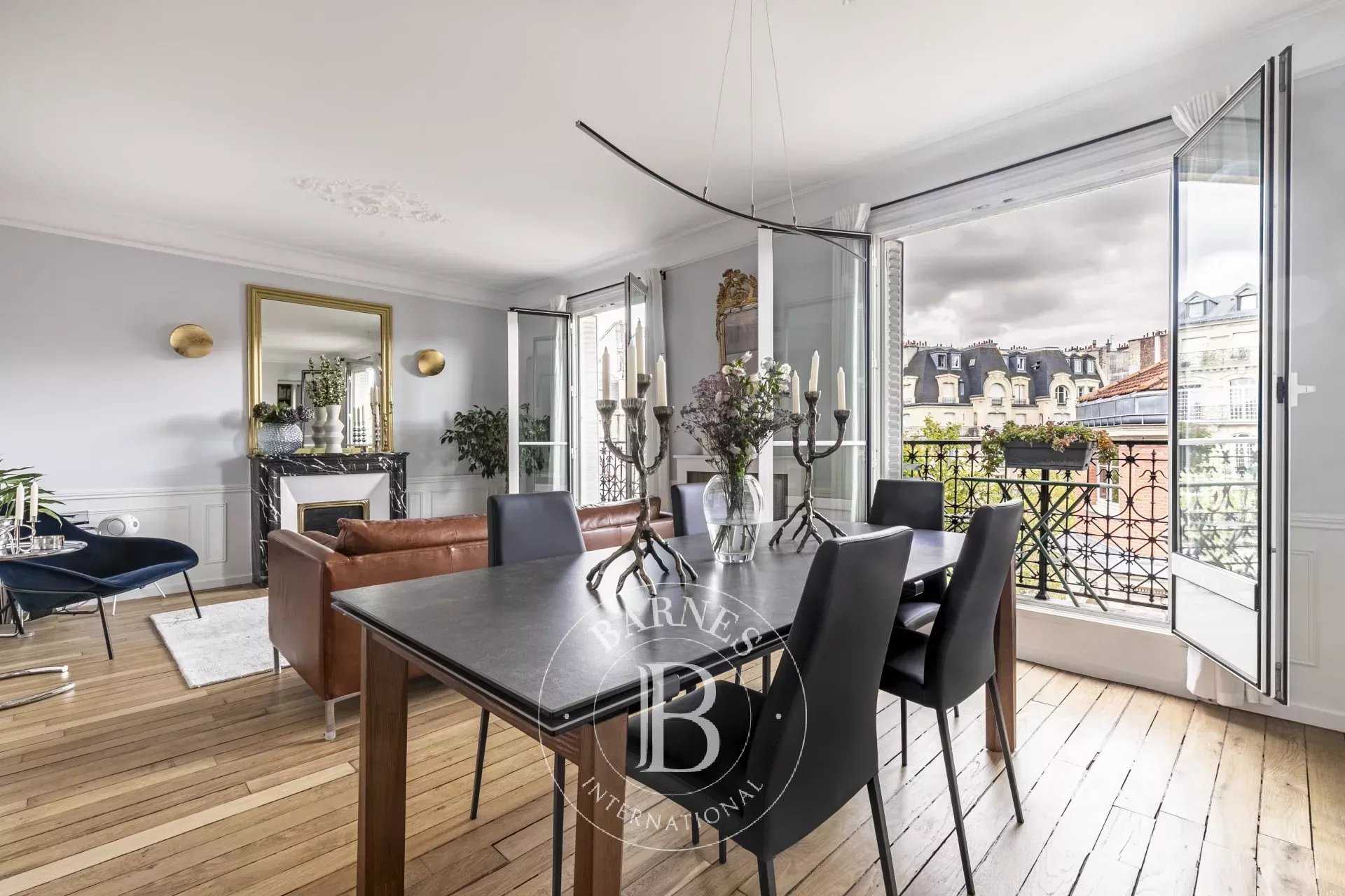 Paris  - Apartment 3 Bedrooms