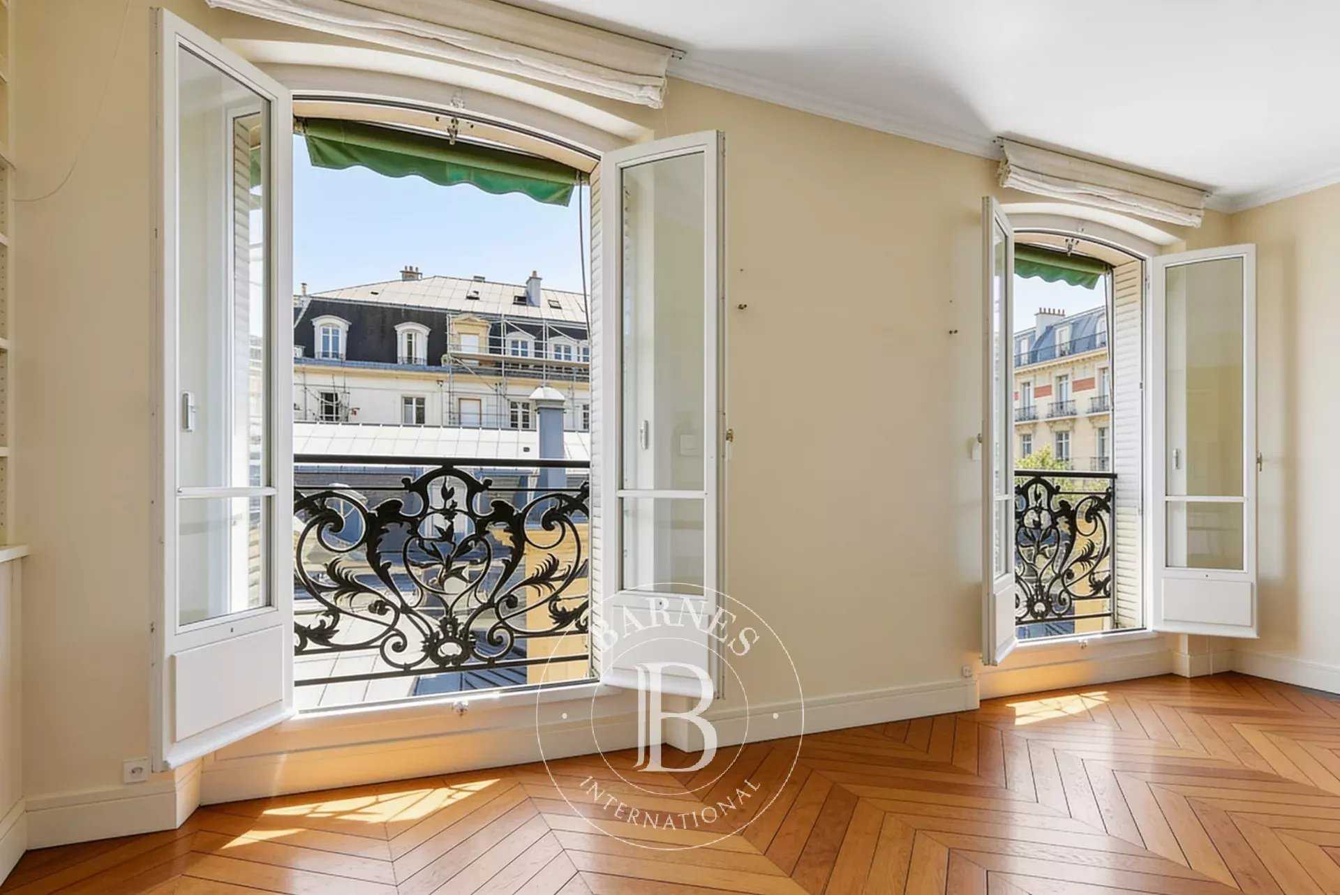 Piso Paris 75007
