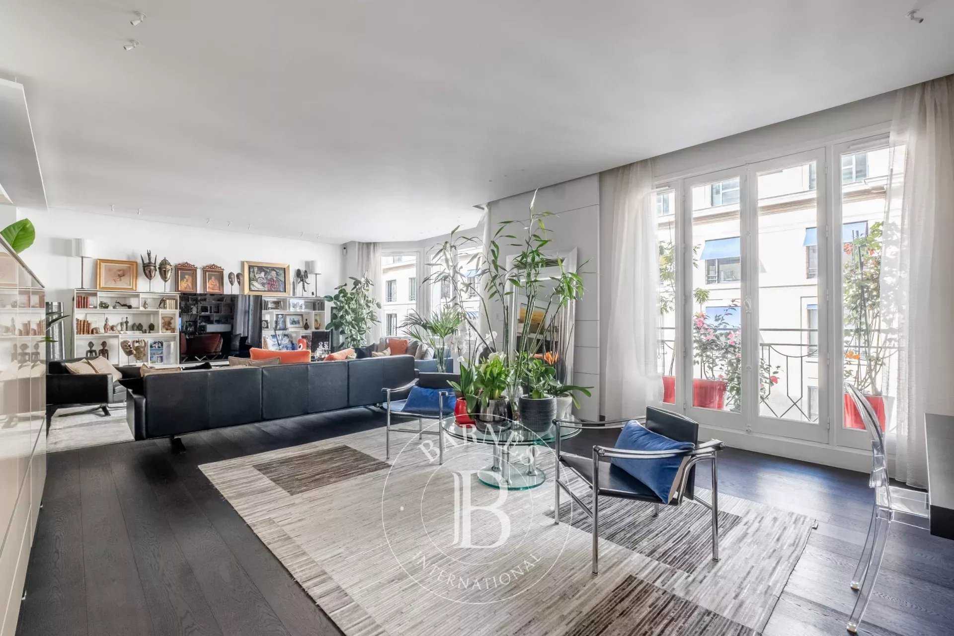 Paris  - Apartment 3 Bedrooms