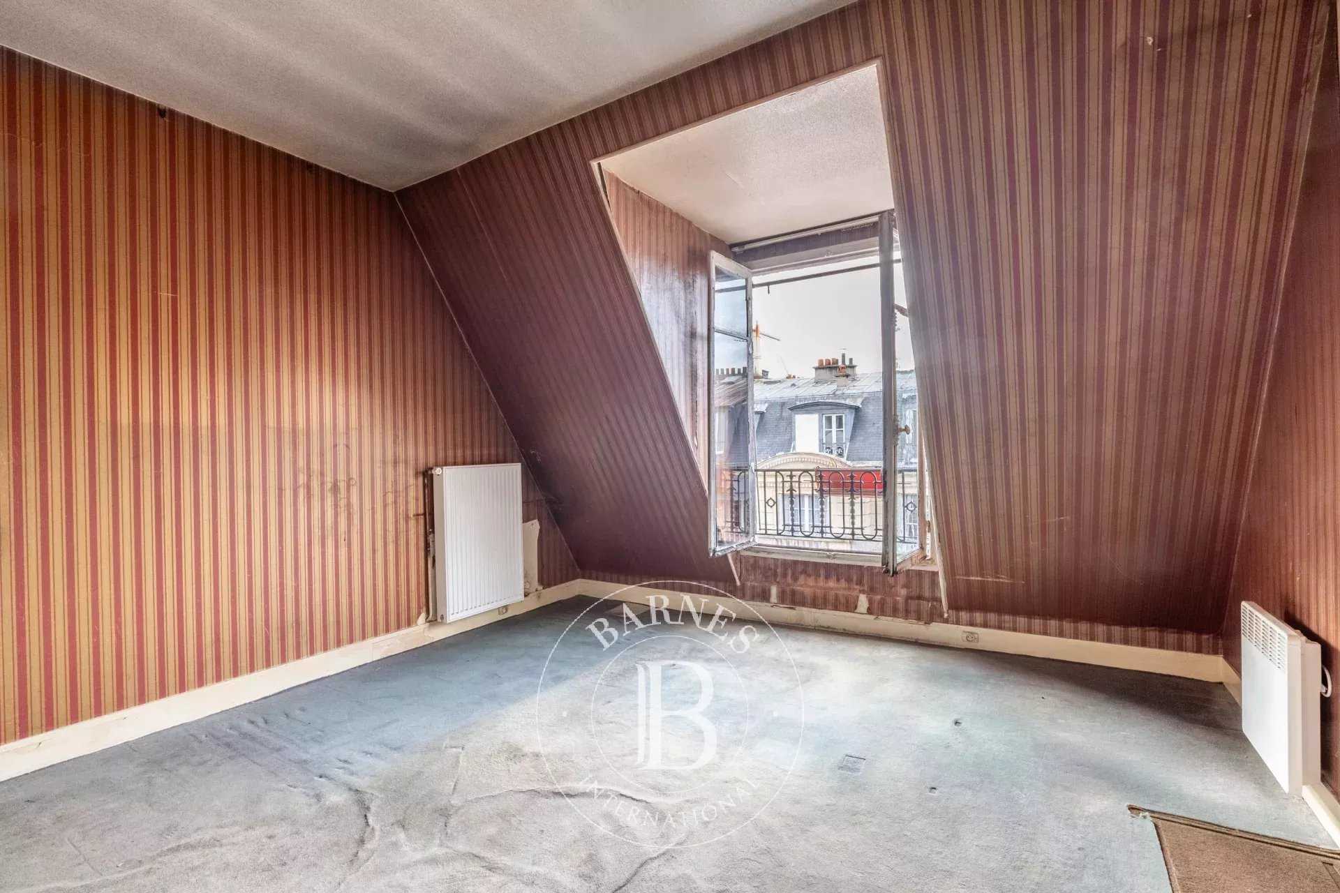 Paris  - Appartement 4 Pièces 3 Chambres