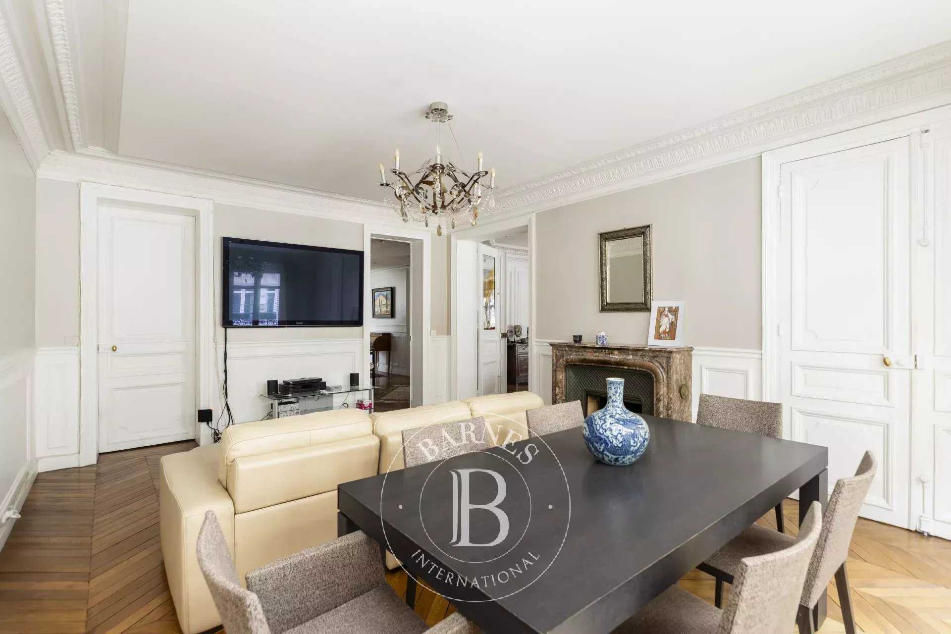 Paris  - Piso 5 Cuartos 3 Habitaciones