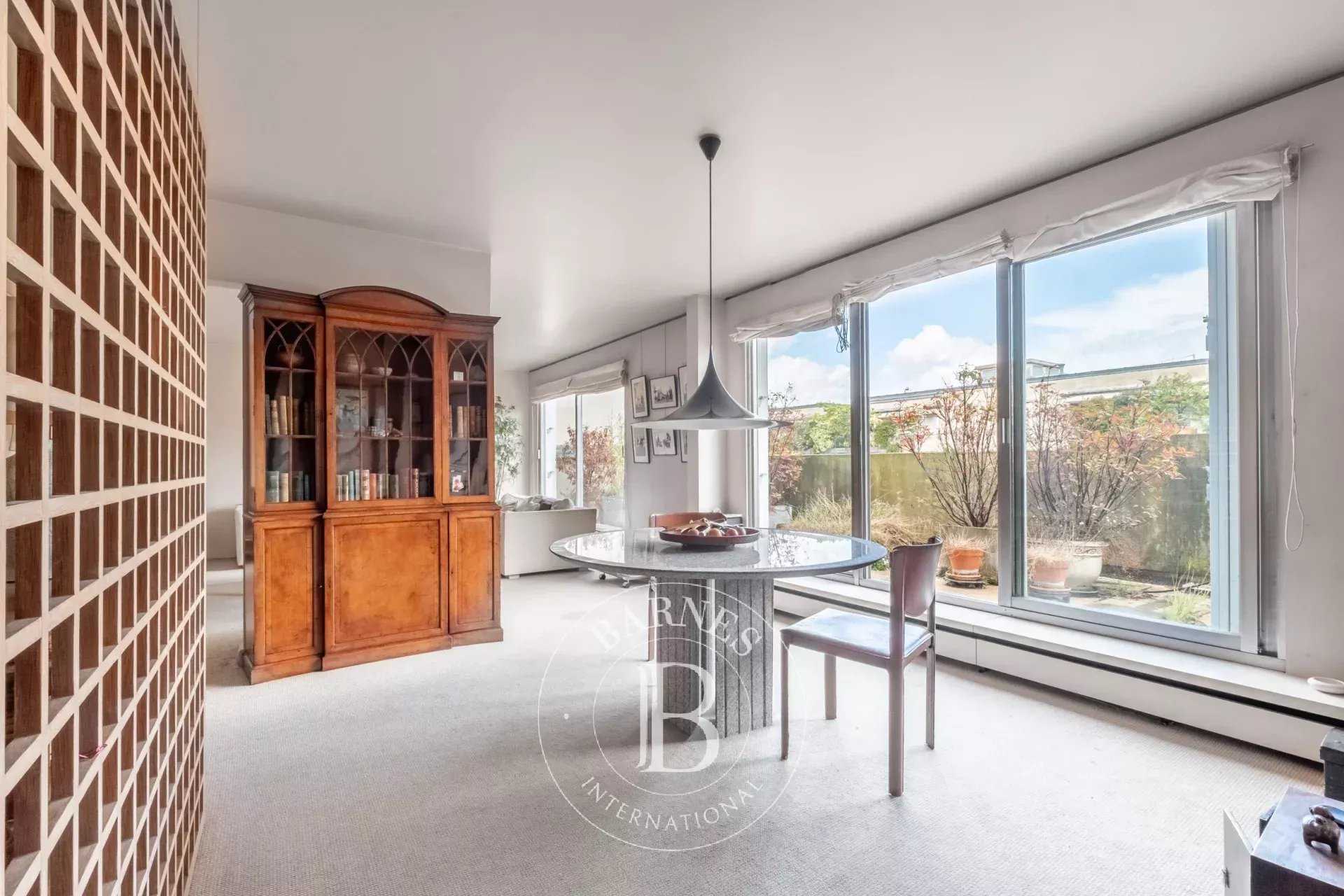Paris  - Apartment 2 Bedrooms