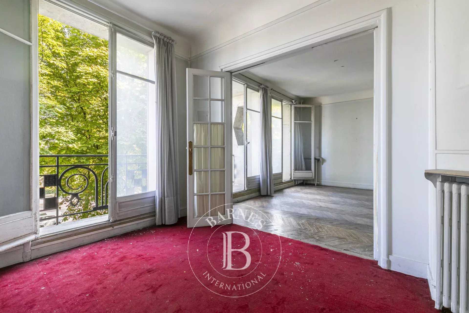 Paris  - Appartement 6 Pièces 4 Chambres
