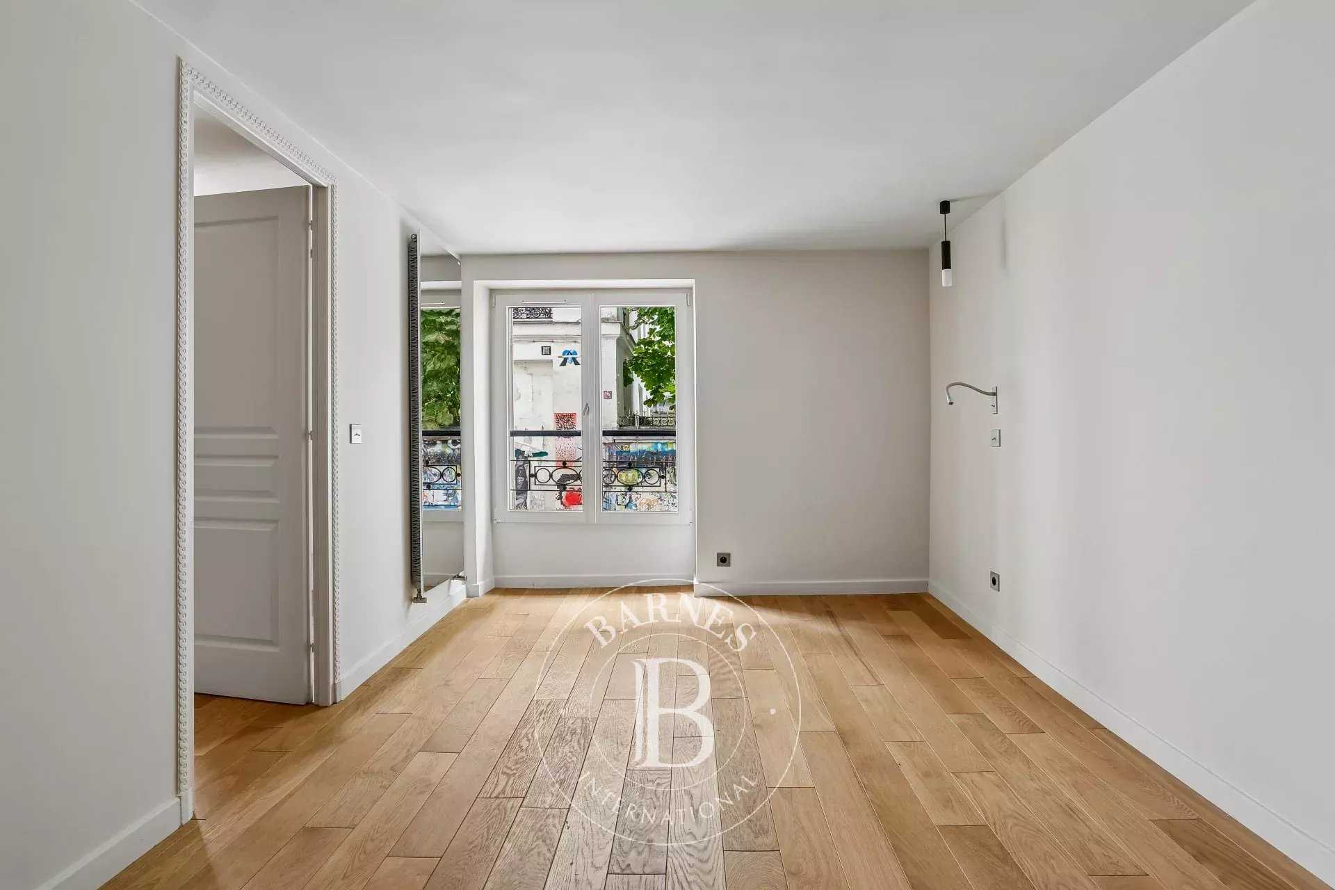 Paris  - Appartement 3 Pi&egrave;ces 2 Chambres