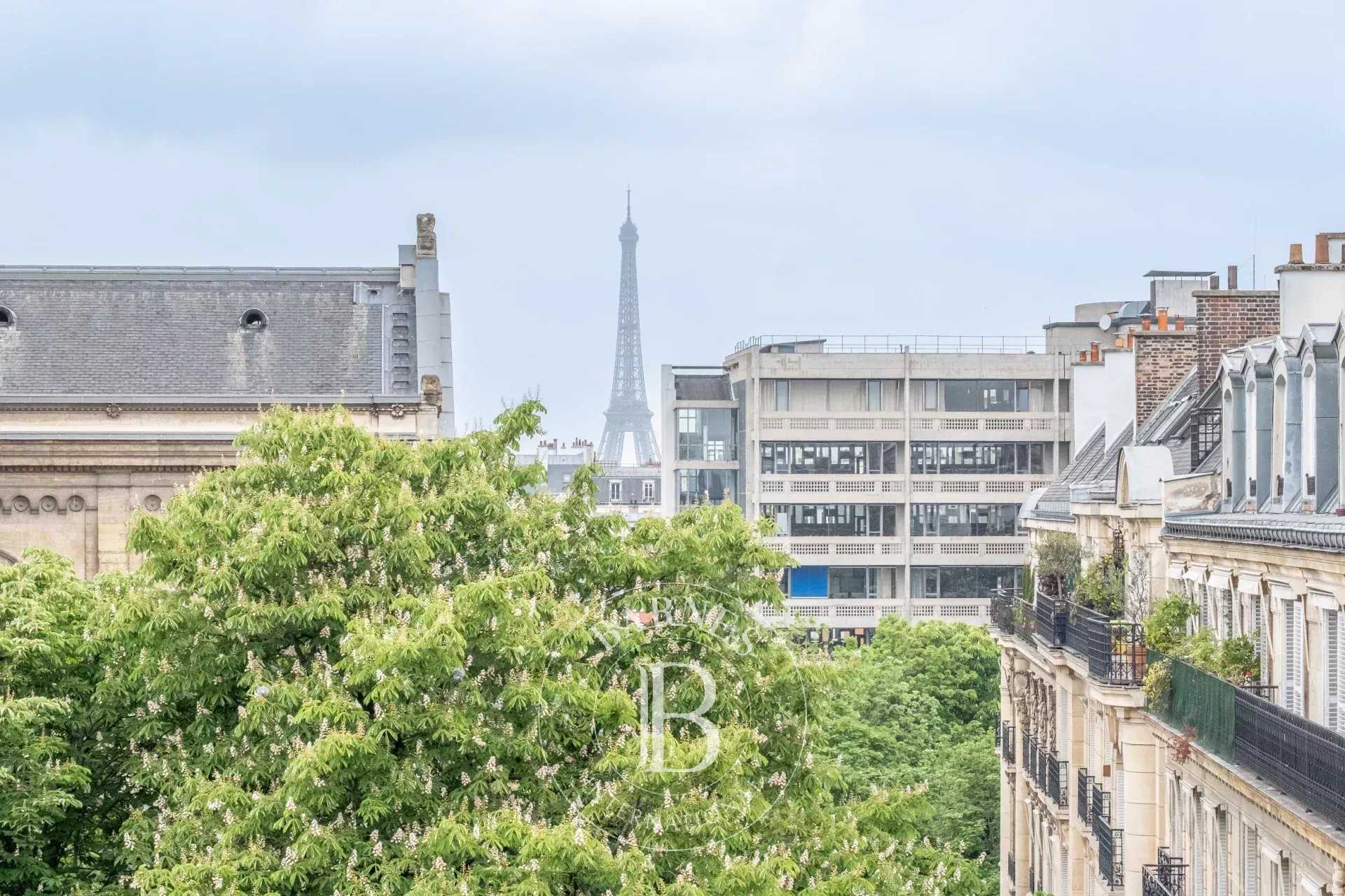 Paris  - Apartment 2 Bedrooms