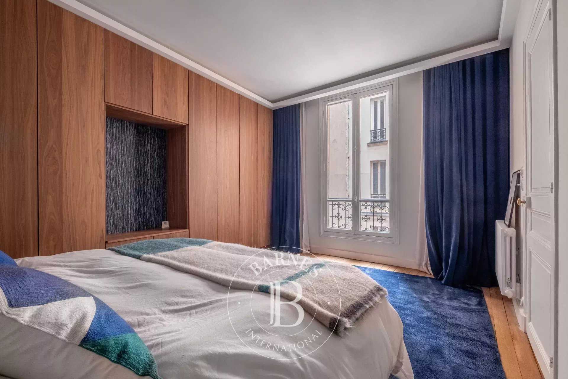 Paris  - Appartement 3 Pi&egrave;ces 2 Chambres