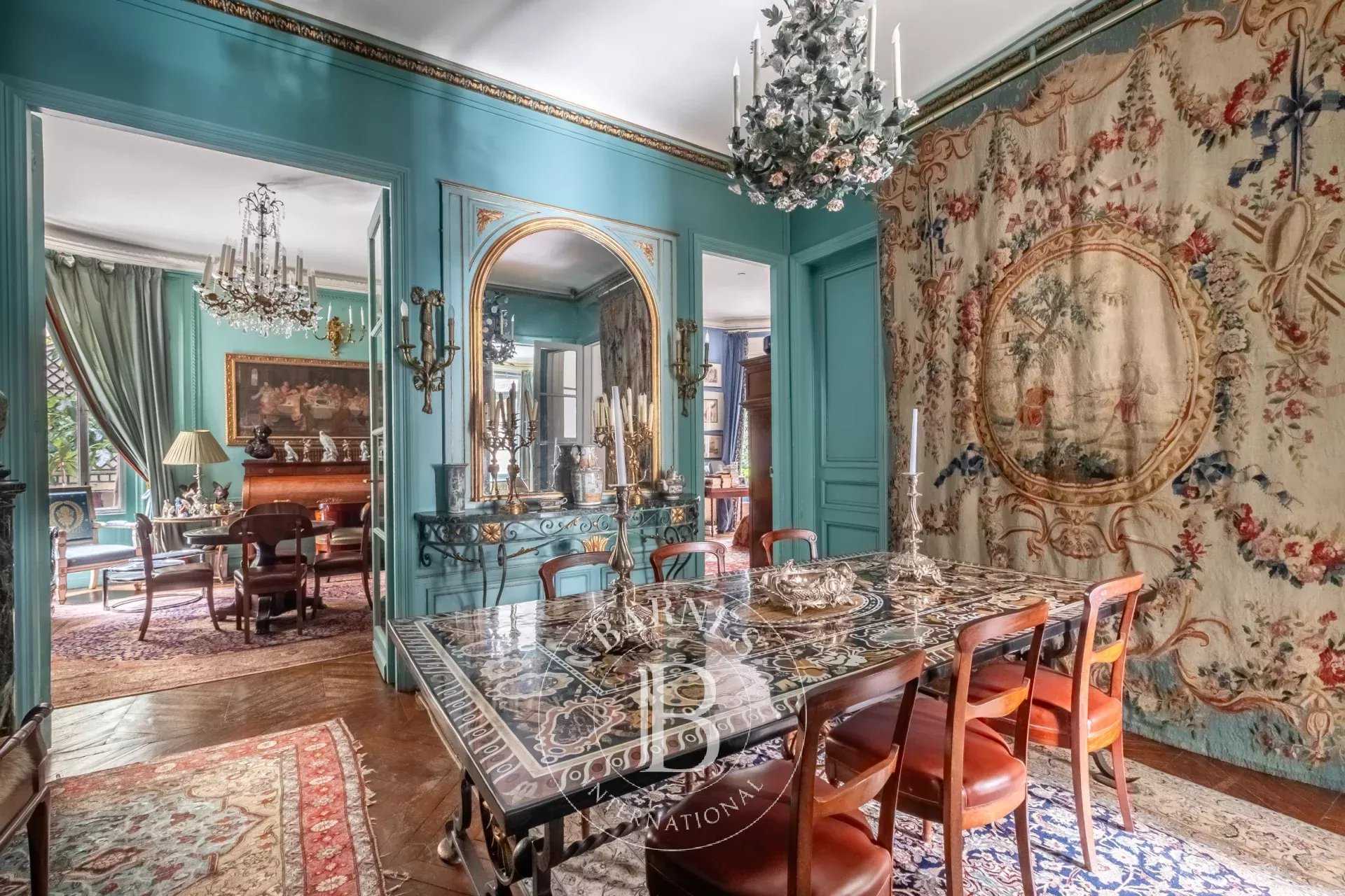 Paris  - Apartment 2 Bedrooms