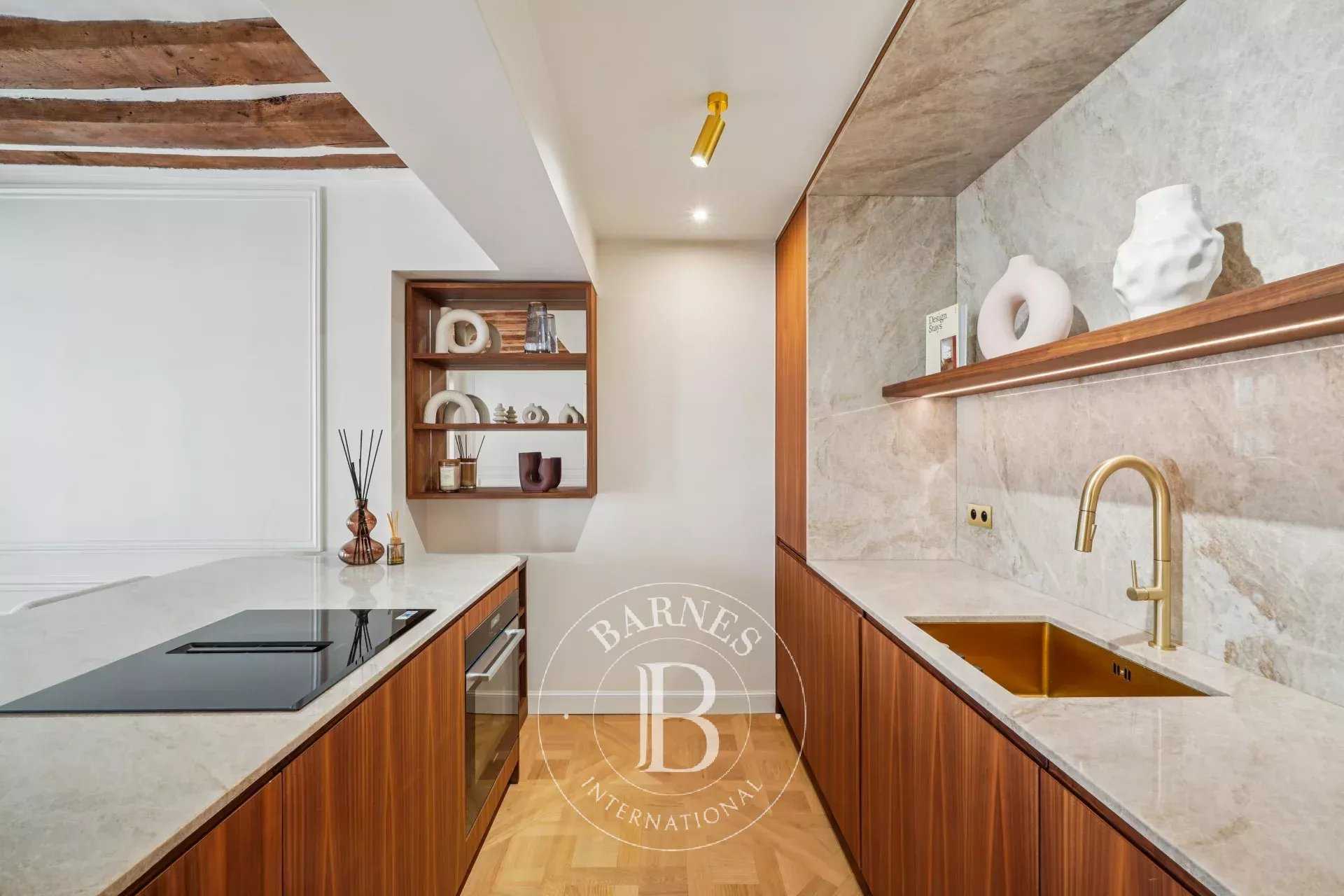 Paris  - Apartment 2 Bedrooms