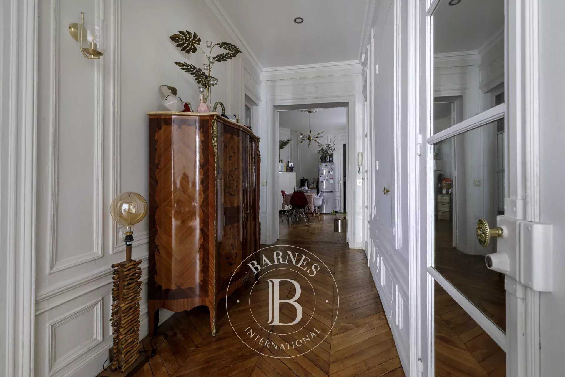 Paris  - Appartement 3 Pièces, 1 Chambre