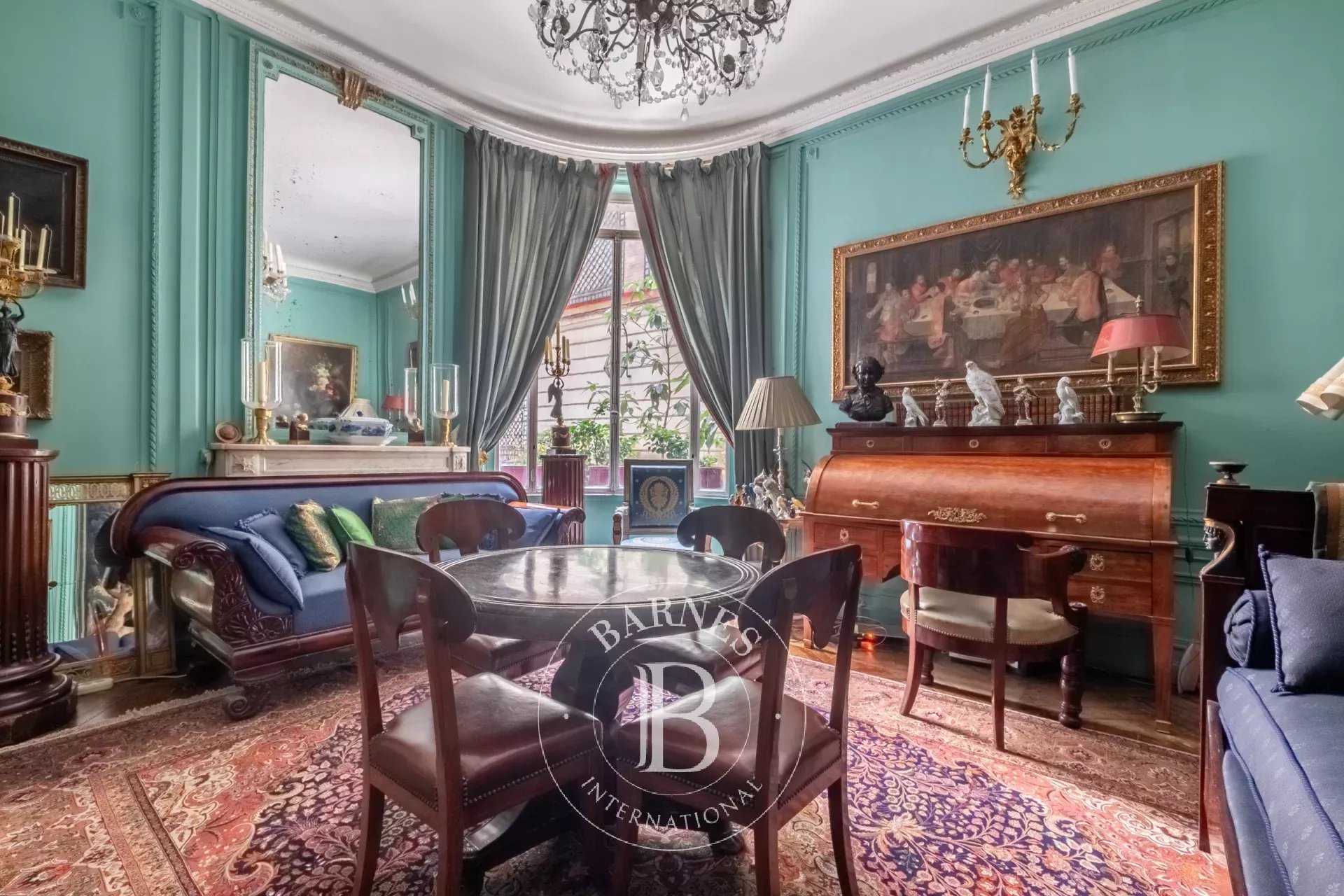 Paris  - Apartment 2 Bedrooms
