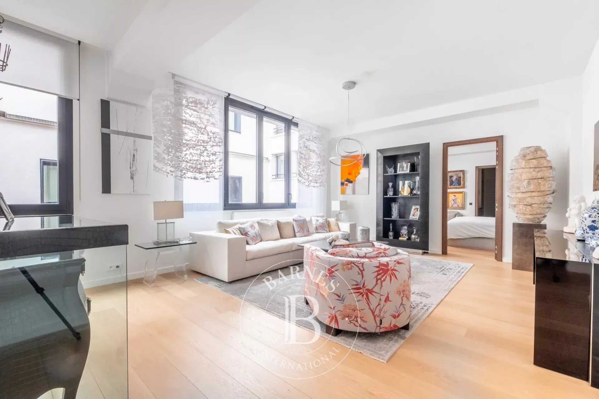 Paris  - Appartement 3 Pièces, 1 Chambre