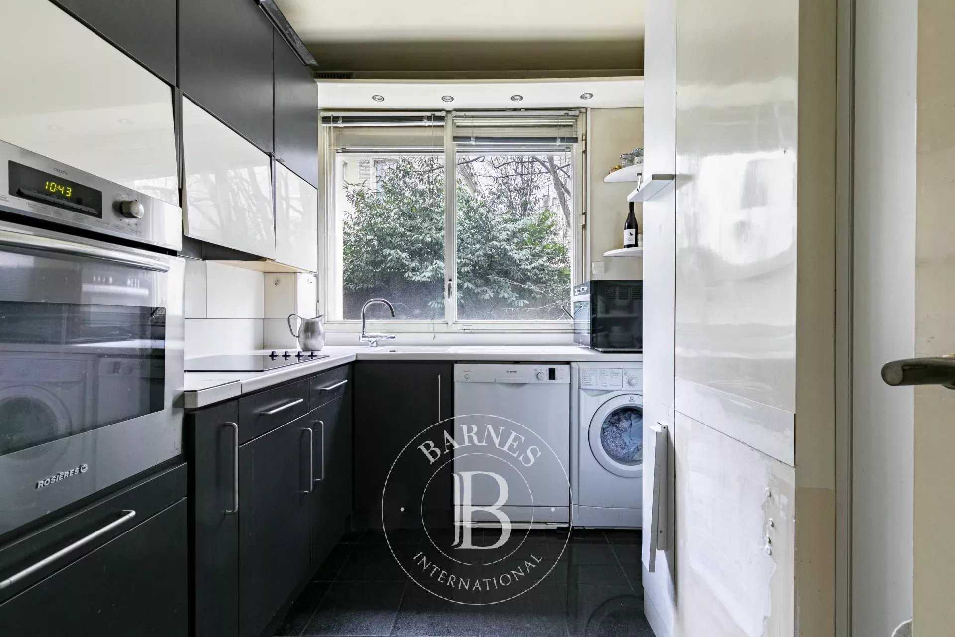 Paris  - Apartment 2 Bedrooms