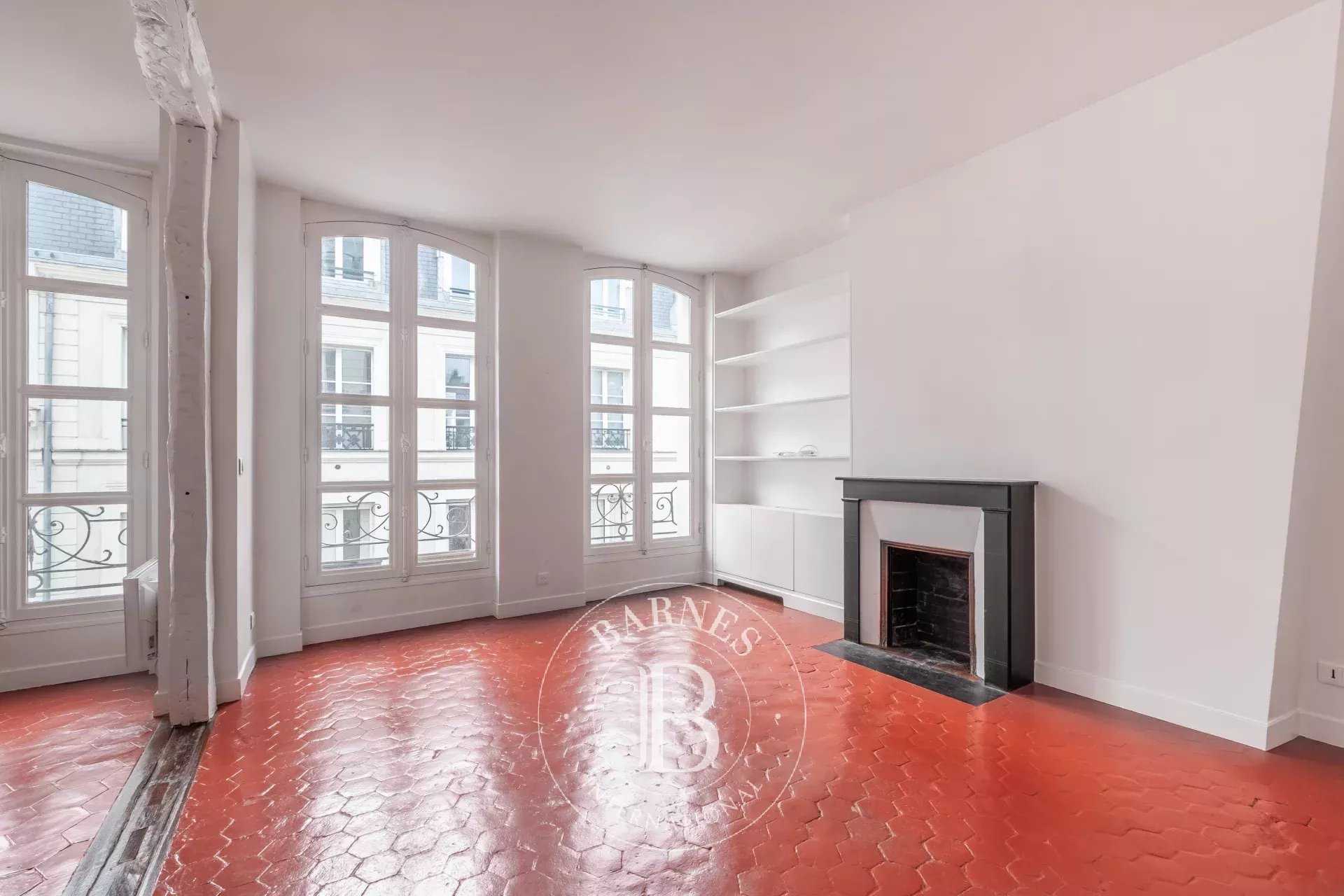 Paris  - Apartment 3 Bedrooms