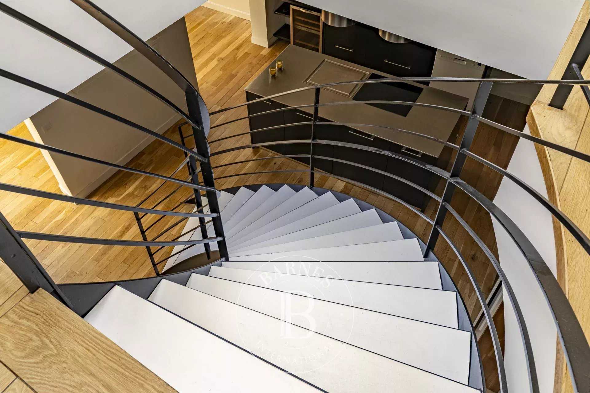 Paris  - House 4 Bedrooms