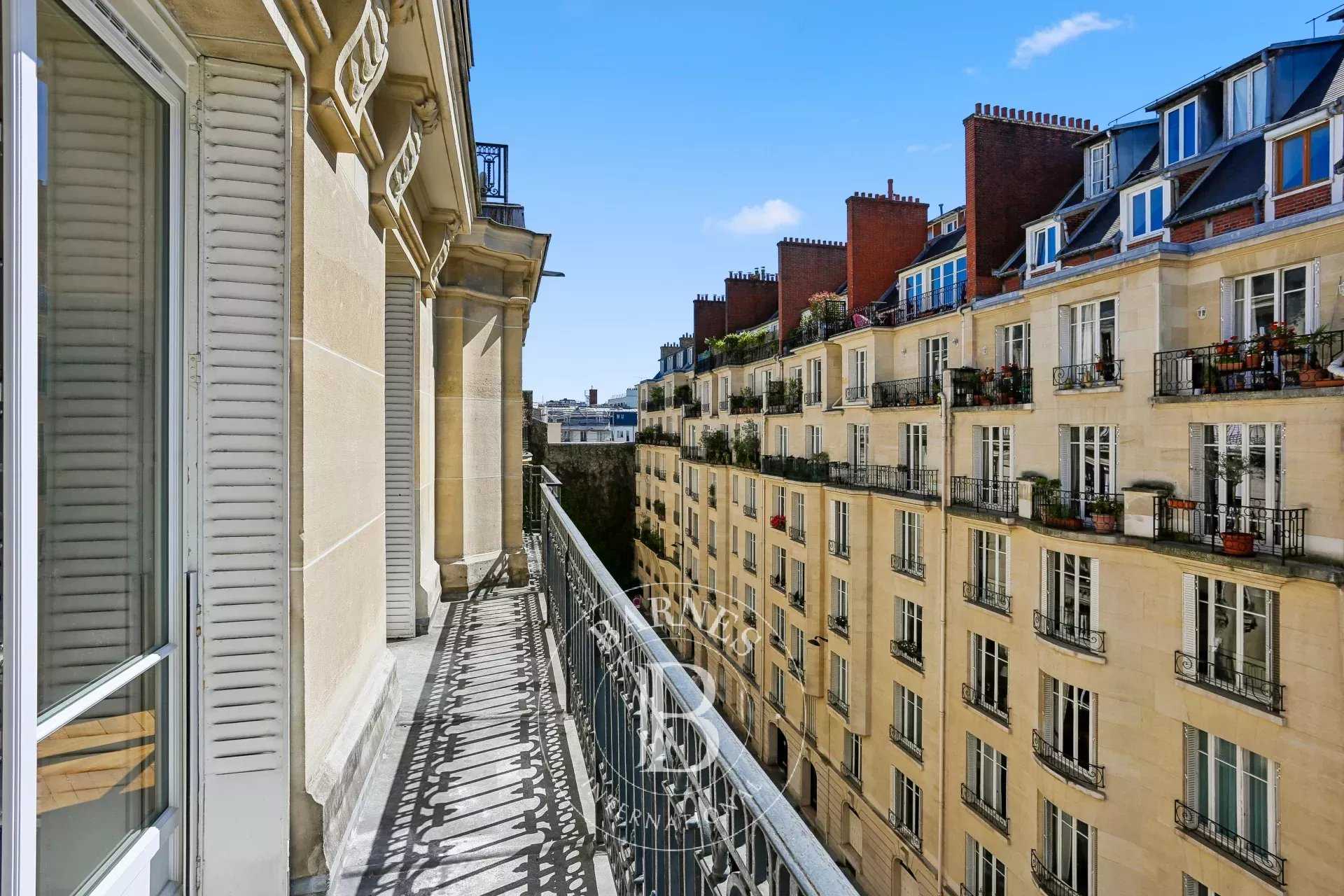 Paris  - Piso 7 Cuartos 4 Habitaciones