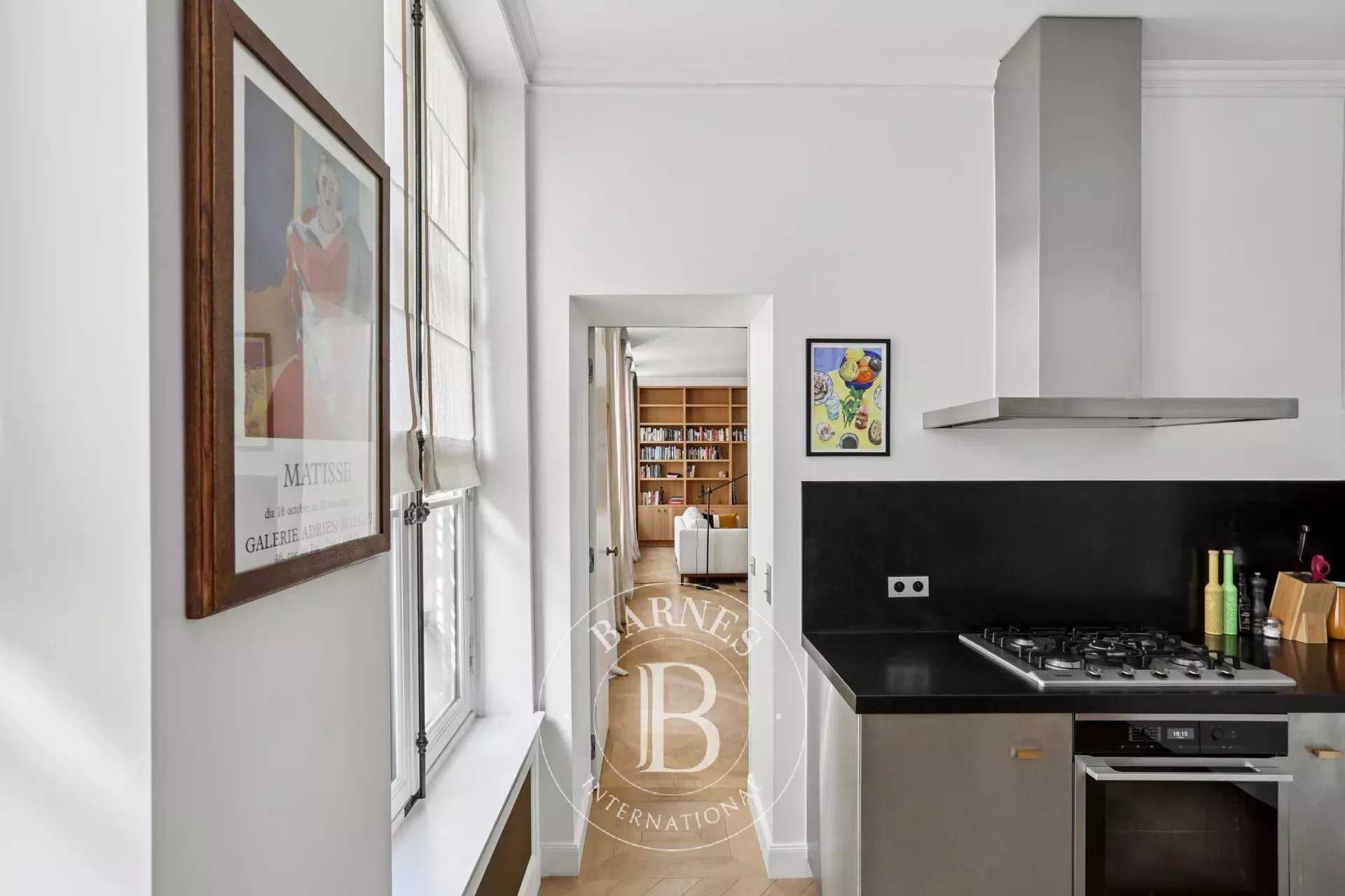 Paris  - Apartment 2 Bedrooms