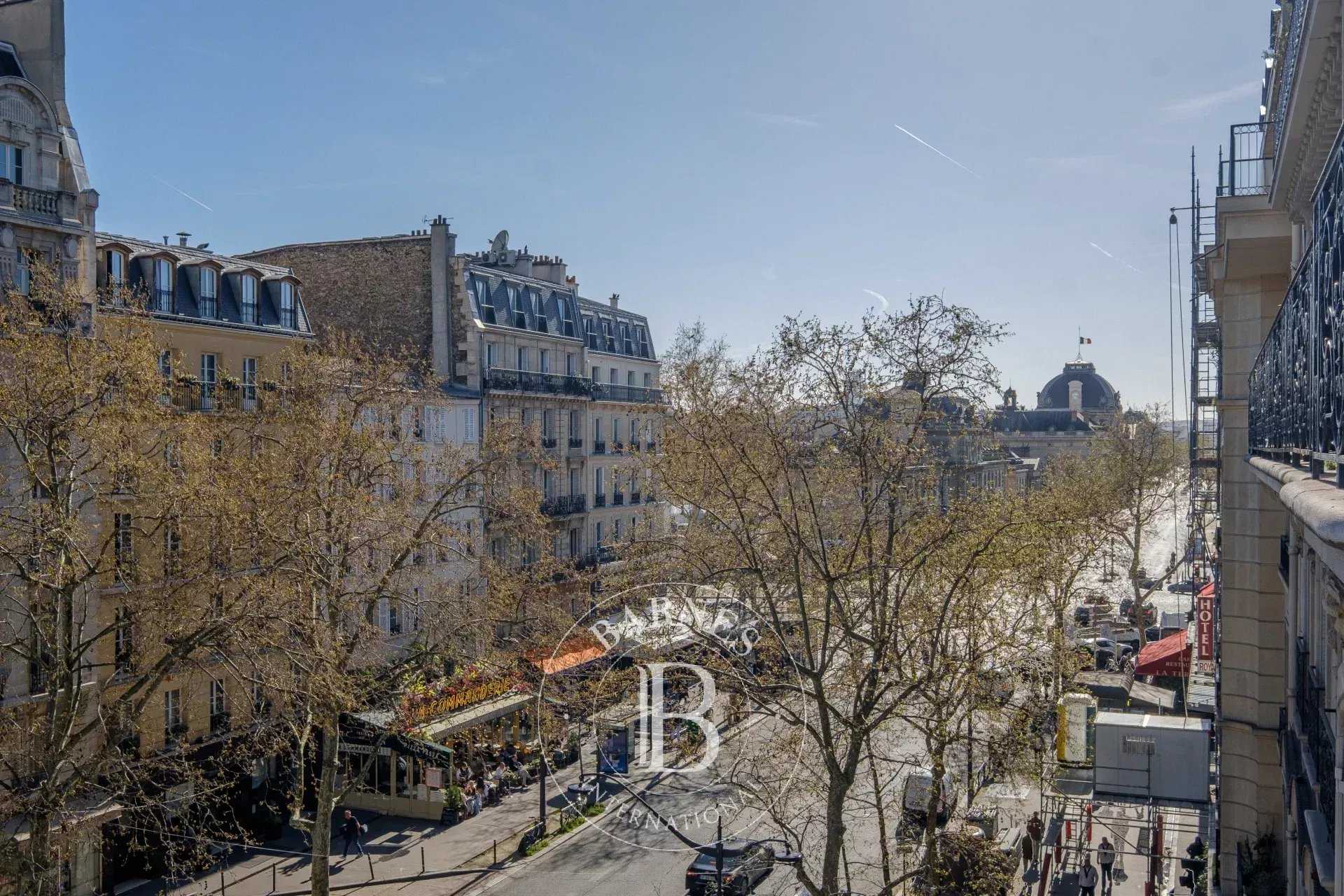 Paris  - Apartment 3 Bedrooms