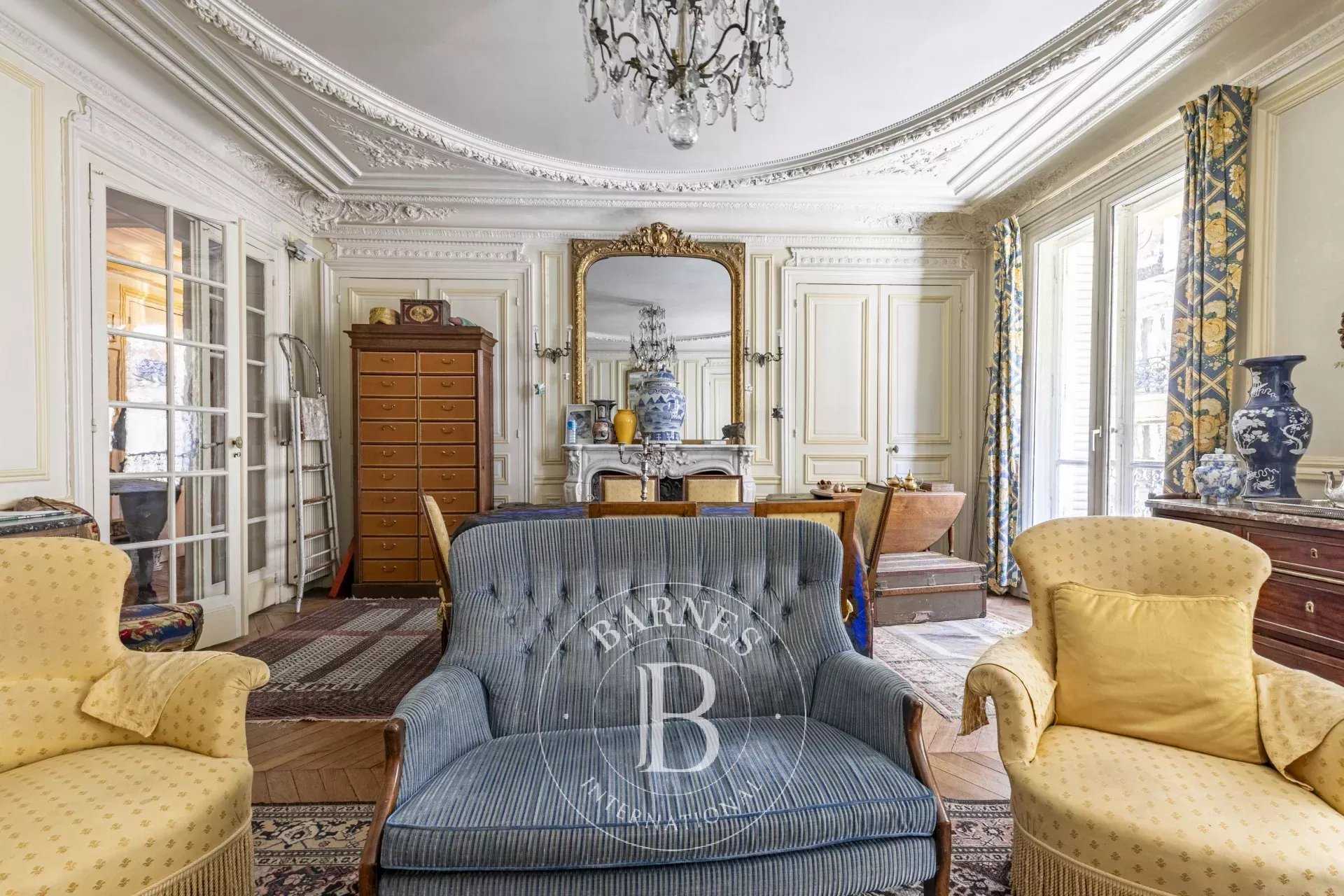 Paris  - Apartment 4 Bedrooms