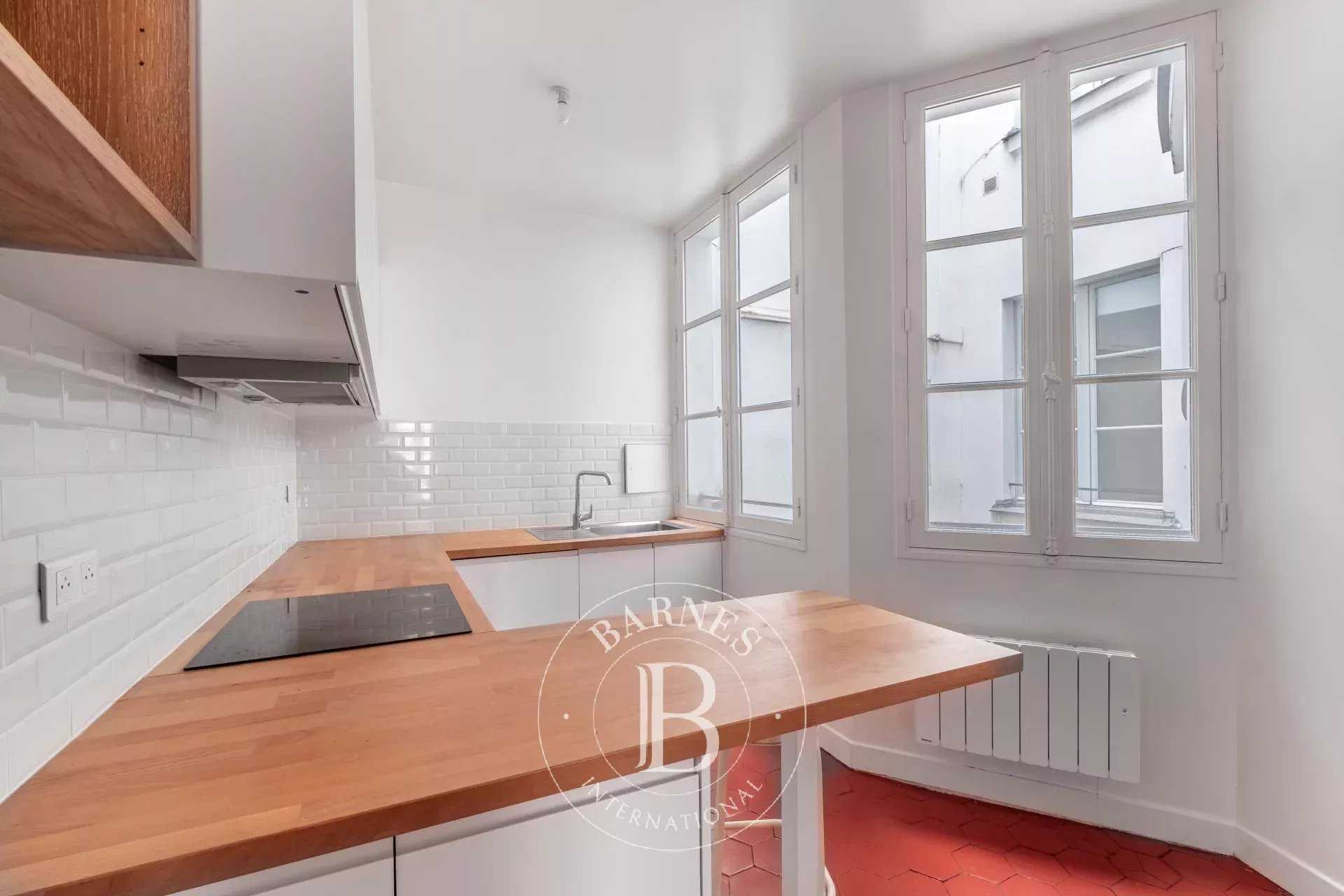 Paris  - Apartment 3 Bedrooms