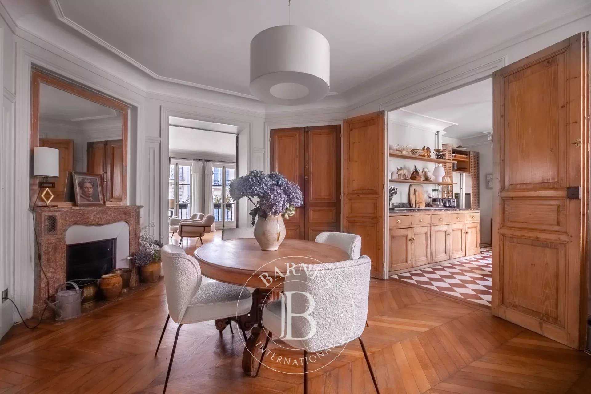 Paris  - Apartment 2 Bedrooms