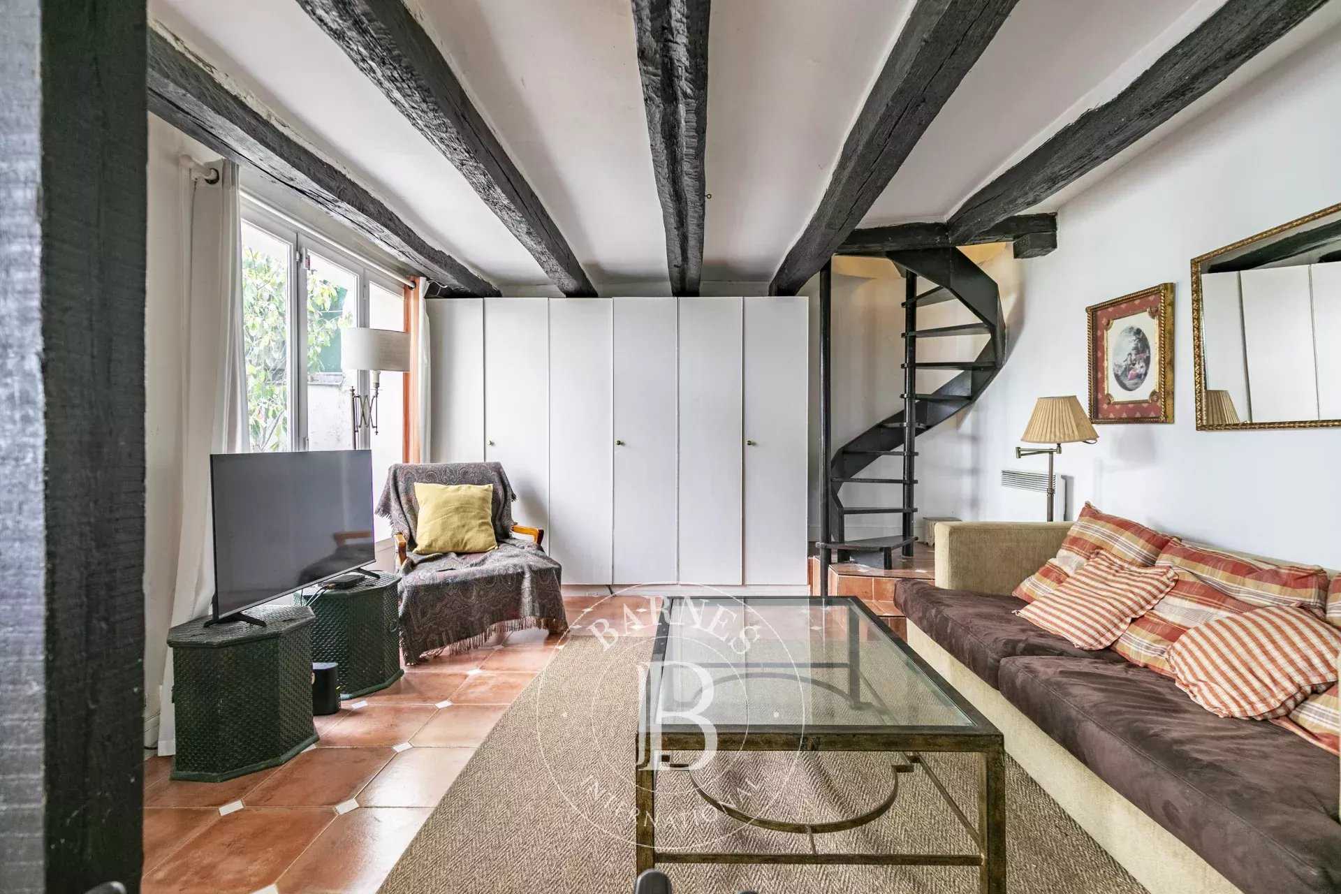 Paris  - Apartment 3 Bedrooms