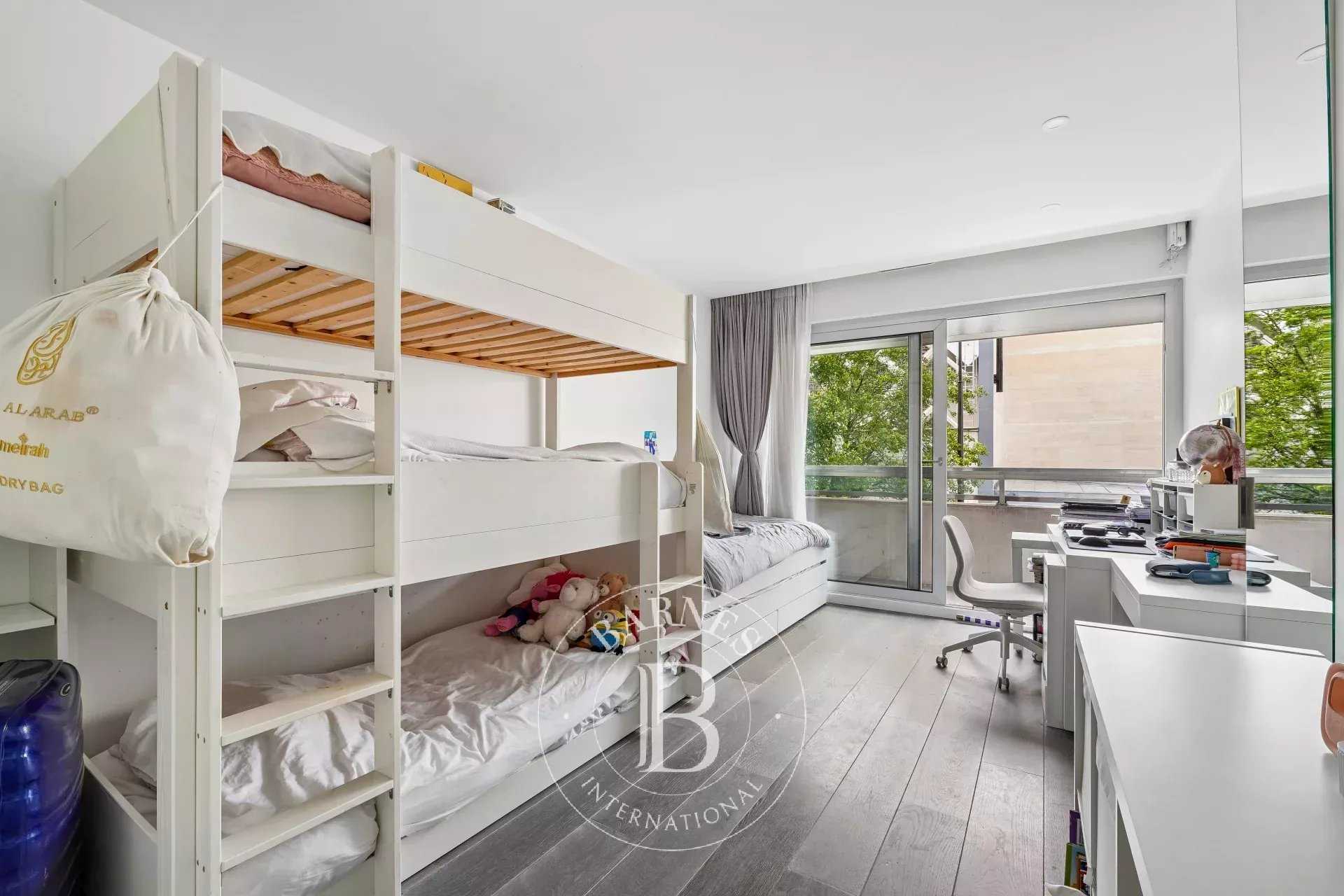 Paris  - Apartment 2 Bedrooms